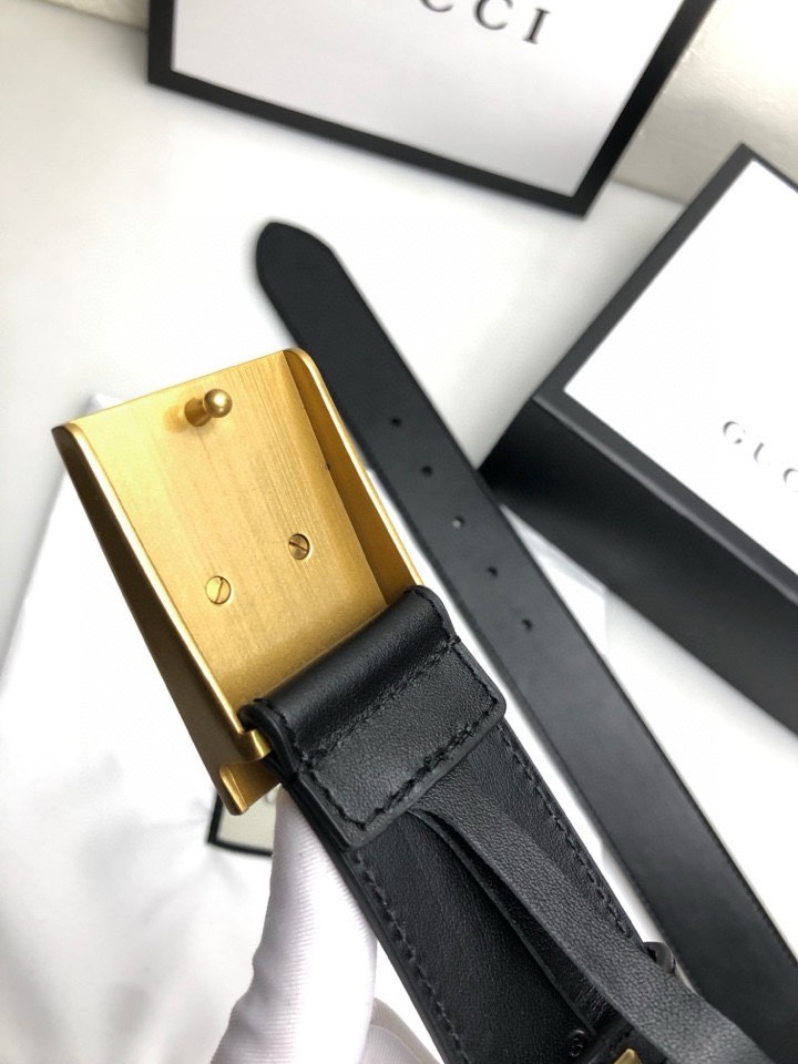 古驰3.8cm，双面顶级进口小牛皮，手感柔软舒适，搭配纯铜仿古扣，款式简单百搭，