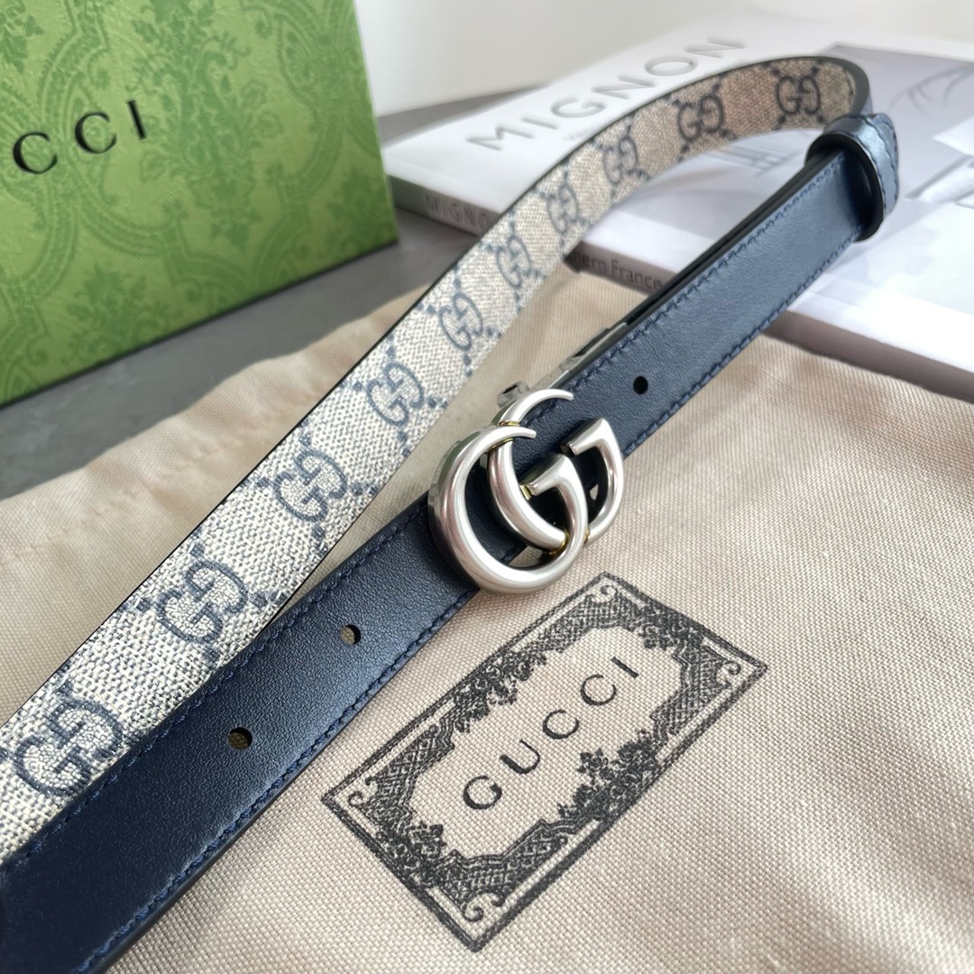 gucci 最新专柜系列兰花 款号  92tin 4075 双面进口原厂防水Pvc材质 比牛皮还耐用 宽