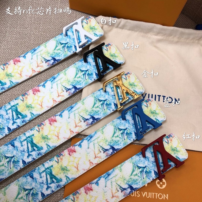 lv专柜同步新款！LV Sha雙面腰帶以全新togo荔枝紋小牛皮 壓花絲印而成的藍色大logo圖案 搭配