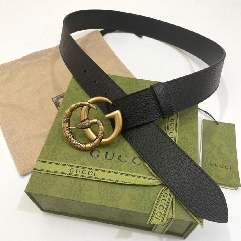 古驰（GUCCI） 尺寸4cm正版开模 此款腰带一侧为GG原厂猪皮纹纹内侧有单色平纹牛皮 精密电镀标志性