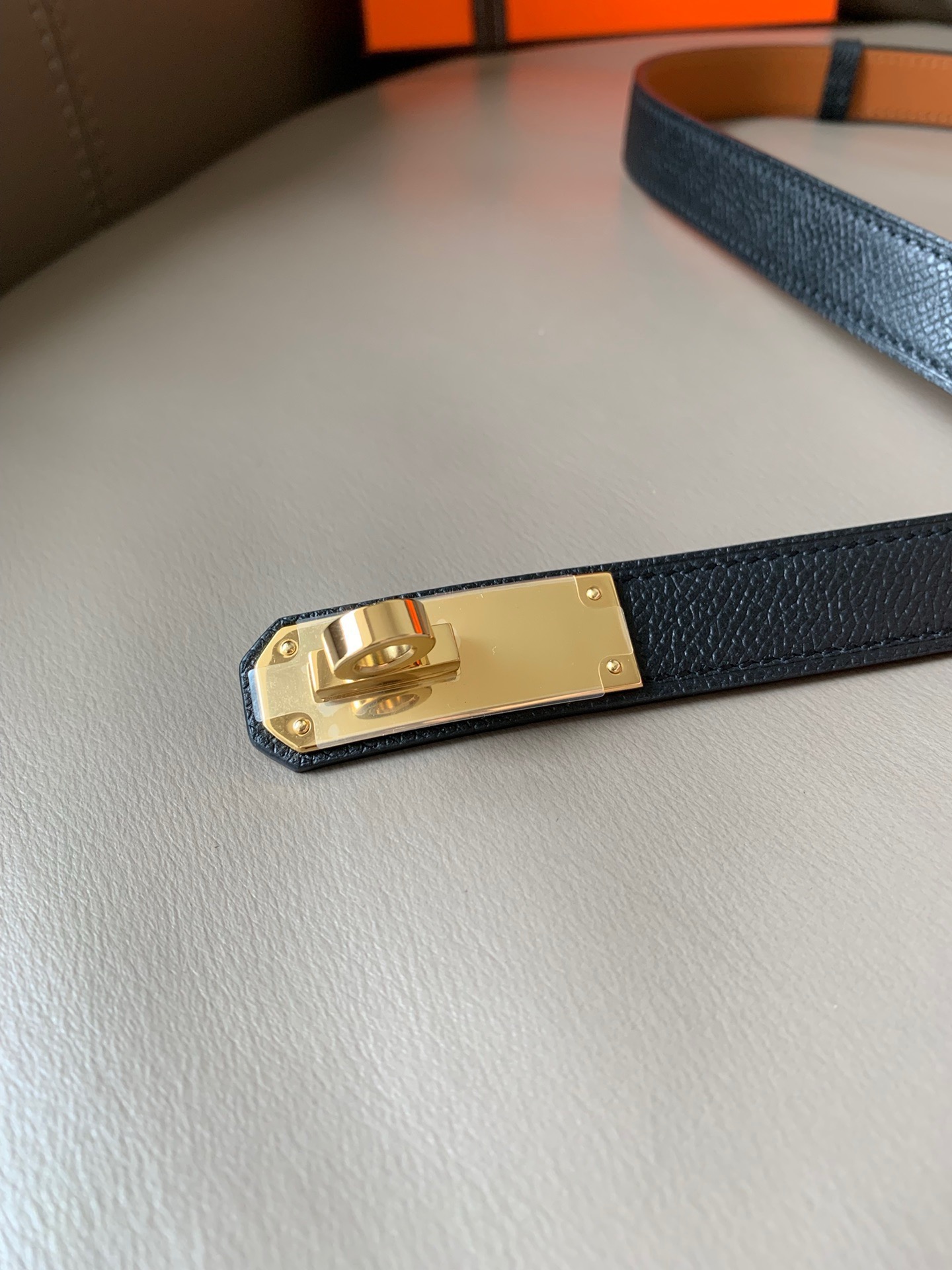 hermes （爱马仕）专柜同款  👸🏻 经典1.8kelly腰带 ePsom小牛皮腰带，搭配镀金kel