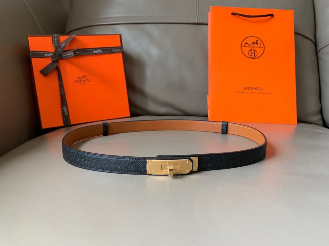 hermes （爱马仕）专柜同款  👸🏻 经典1.8kelly腰带 ePsom小牛皮腰带，搭配镀金kel