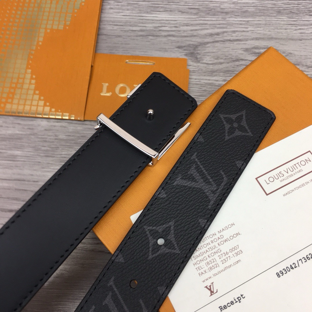 驴家✈️✈️男士腰带 宽度3.5cm 4.0cm 该腰带一面采用定制帆布 一面采用原厂小牛皮 衬托标志性