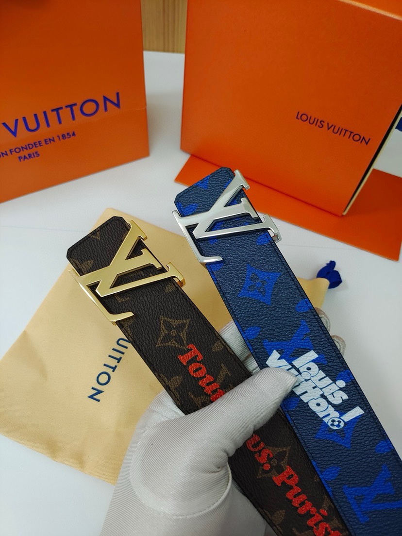 LV Initiales Everyday LV 双面腰带令 Louis Vuitton! 标识加入经典