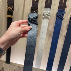 配全套包装礼盒🎁寬40mm 𝕃𝕠𝕦𝕚𝕤 𝕧𝕦𝕚𝕥𝕥𝕠𝕟 同步新款!LV ShaPe雙面腰帶以全新togo 配全套包装礼盒🎁寬40mm 𝕃𝕠𝕦𝕚𝕤 𝕧𝕦𝕚𝕥𝕥𝕠𝕟 同步新款!LV ShaPe雙面腰帶以全新togo