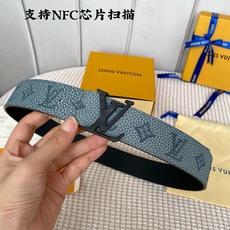 配全套包装礼盒🎁寬40mm 𝕃𝕠𝕦𝕚𝕤 𝕧𝕦𝕚𝕥𝕥𝕠𝕟 同步新款!LV ShaPe雙面腰帶以全新togo 配全套包装礼盒🎁寬40mm 𝕃𝕠𝕦𝕚𝕤 𝕧𝕦𝕚𝕥𝕥𝕠𝕟 同步新款!LV ShaPe雙面腰帶以全新togo