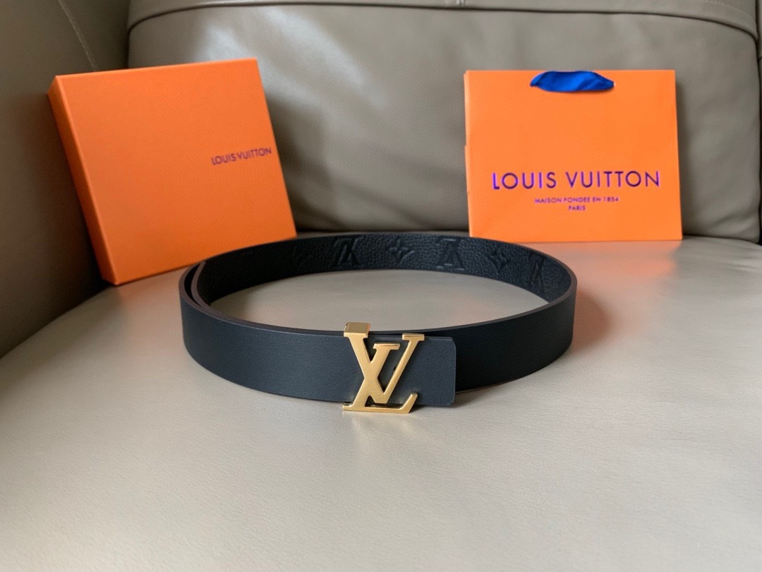 代购级 l v 专柜同款 宽3.0cm  lv iconic 双面腰带焕现新意：经典 monogram 