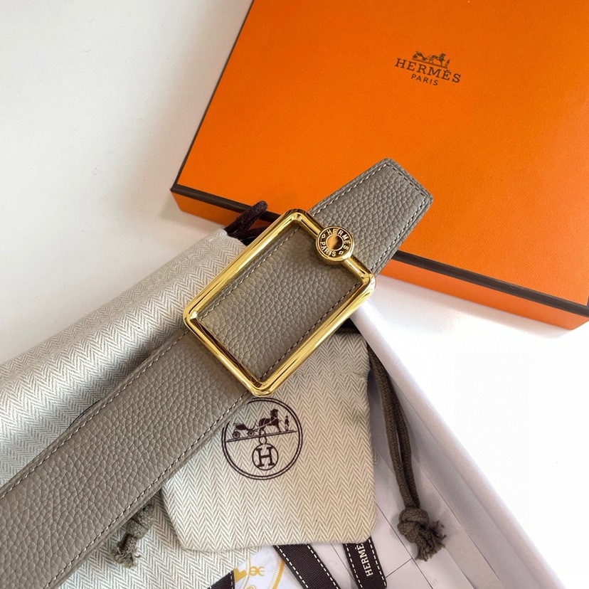 爱马仕官网同步 Hermes-OSCAR BELT BUCKLE & REVERSIBLE LEATHE