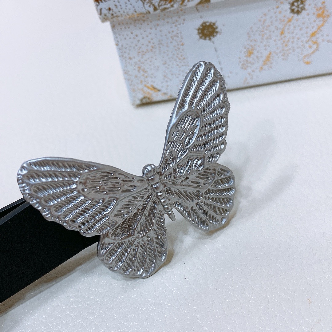 dior 24早春 Métamorphose 腰带 20 毫米黑色光滑牛皮革  超級火蝴蝶搭扣系列