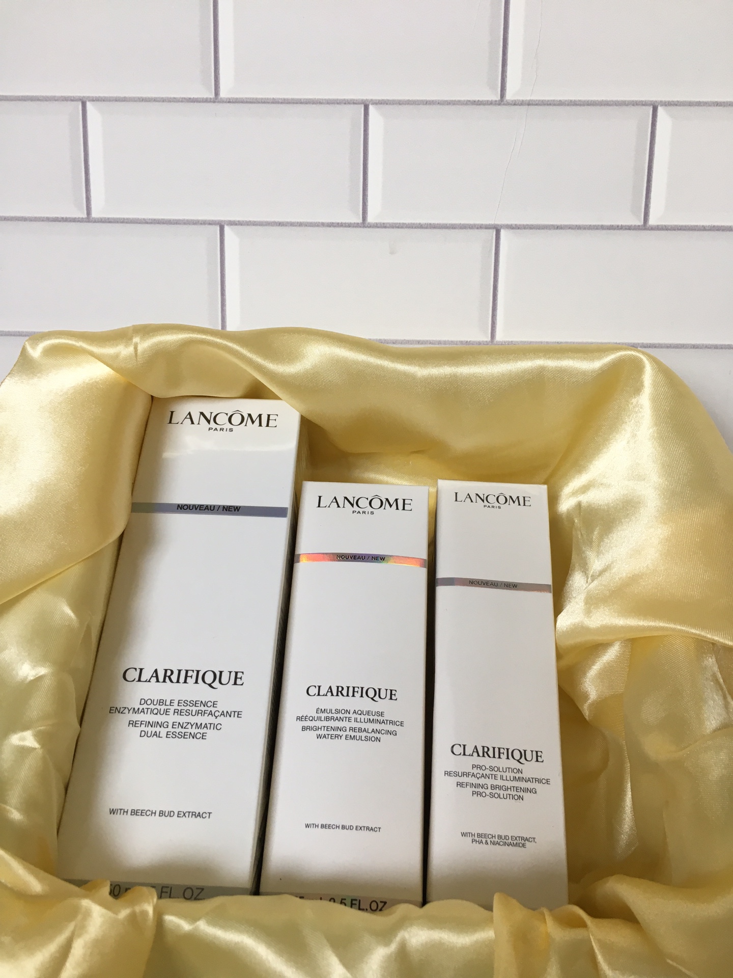 Lancome Aurora 3-Piece Skincare Gift Set - Hydration & Whitening 3 i1708756851 7635 0