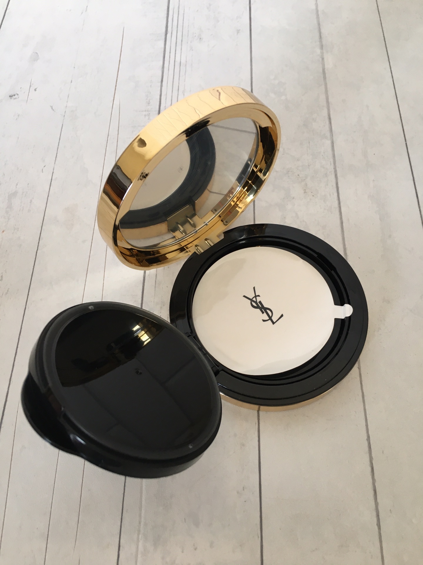 Yves Saint Laurent Lipstick & Cushion Set - Pink Leather - Gift Ready 7 i1710308184 517 5