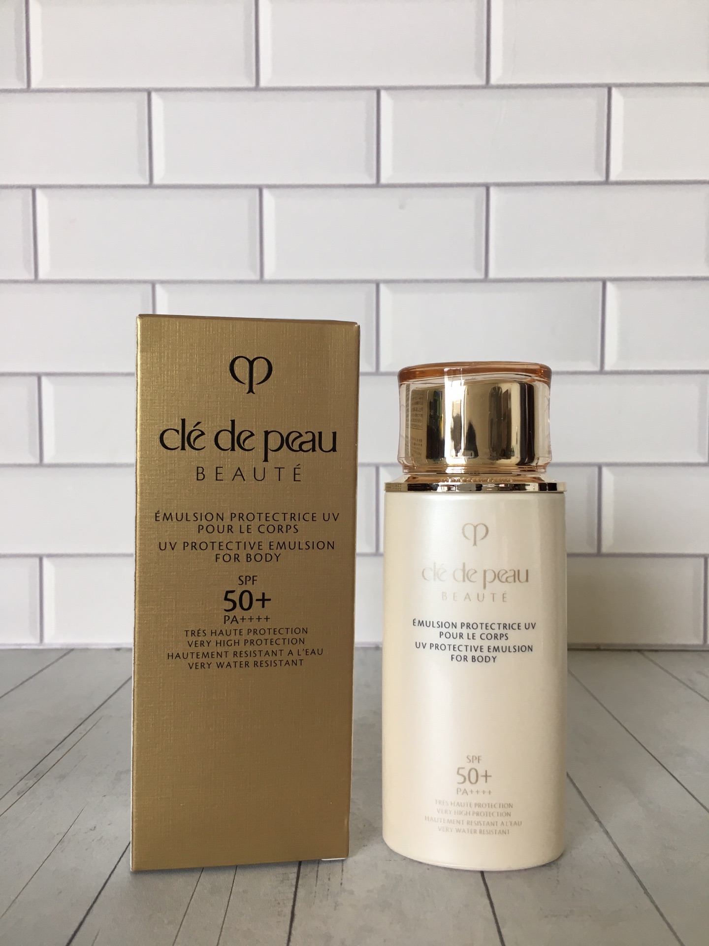 30! ¡Precio ajustado! CPB protector solar corporal 100ml! Protege contra el daño de los rayos UV, previene el bronceado…