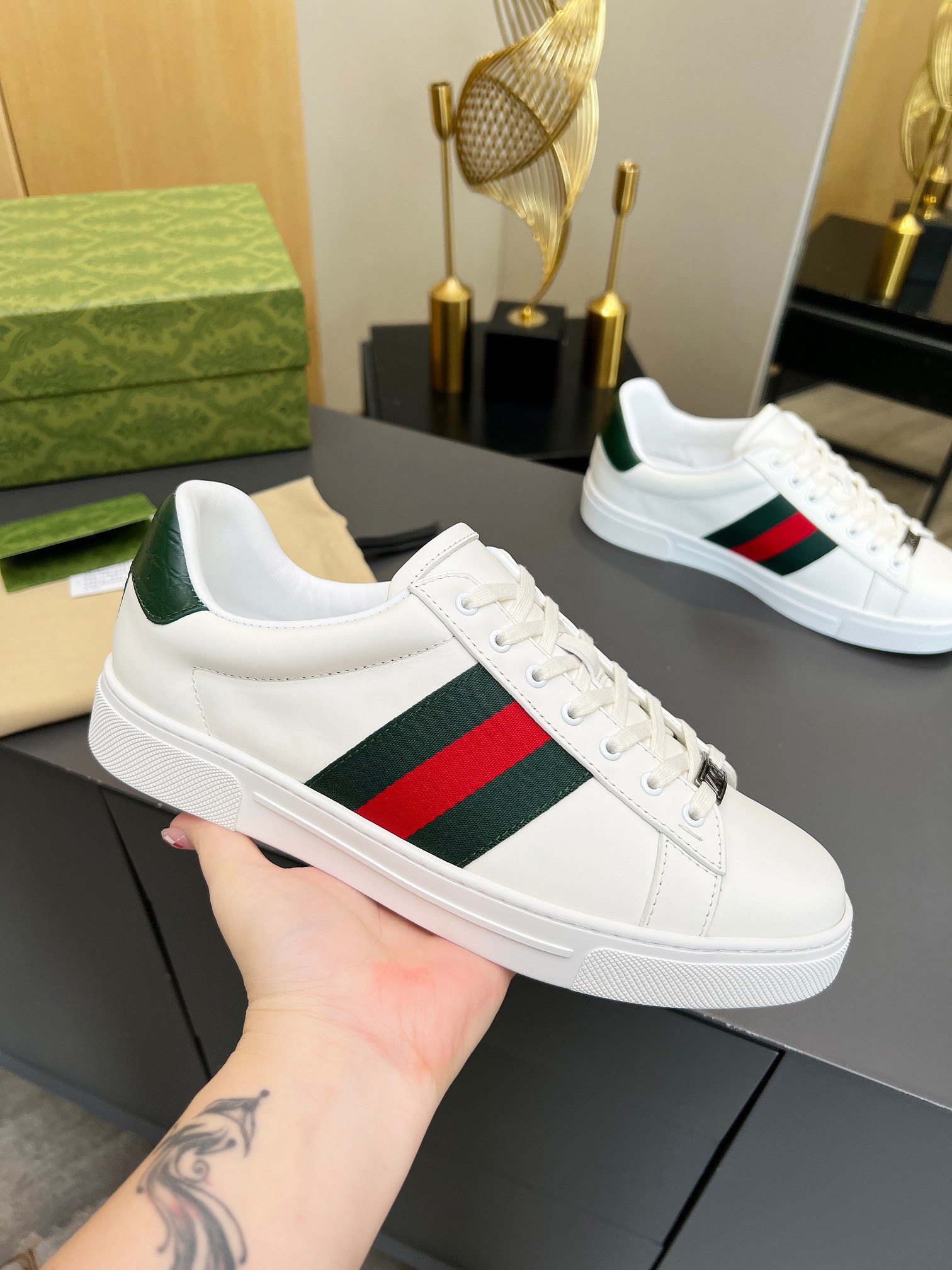 Gucci Skateboard Shoes Sneakers Green Red White Unisex Calfskin Cowhide TPU Low Tops