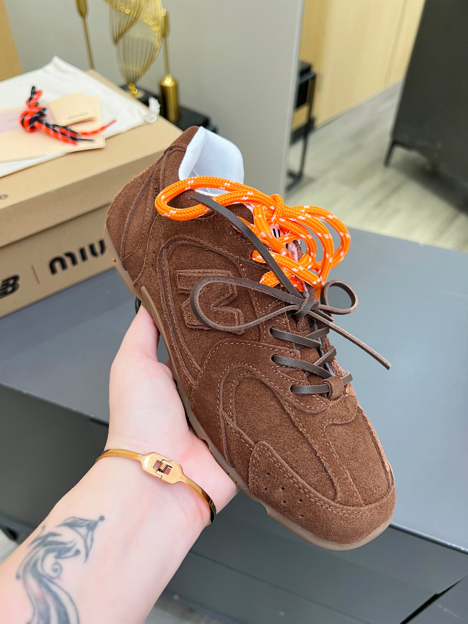 Miu Miu x New Balance 530 Suede Sneakers - Stylish & Comfortable Couple Shoes 8 a1711116731078 0704