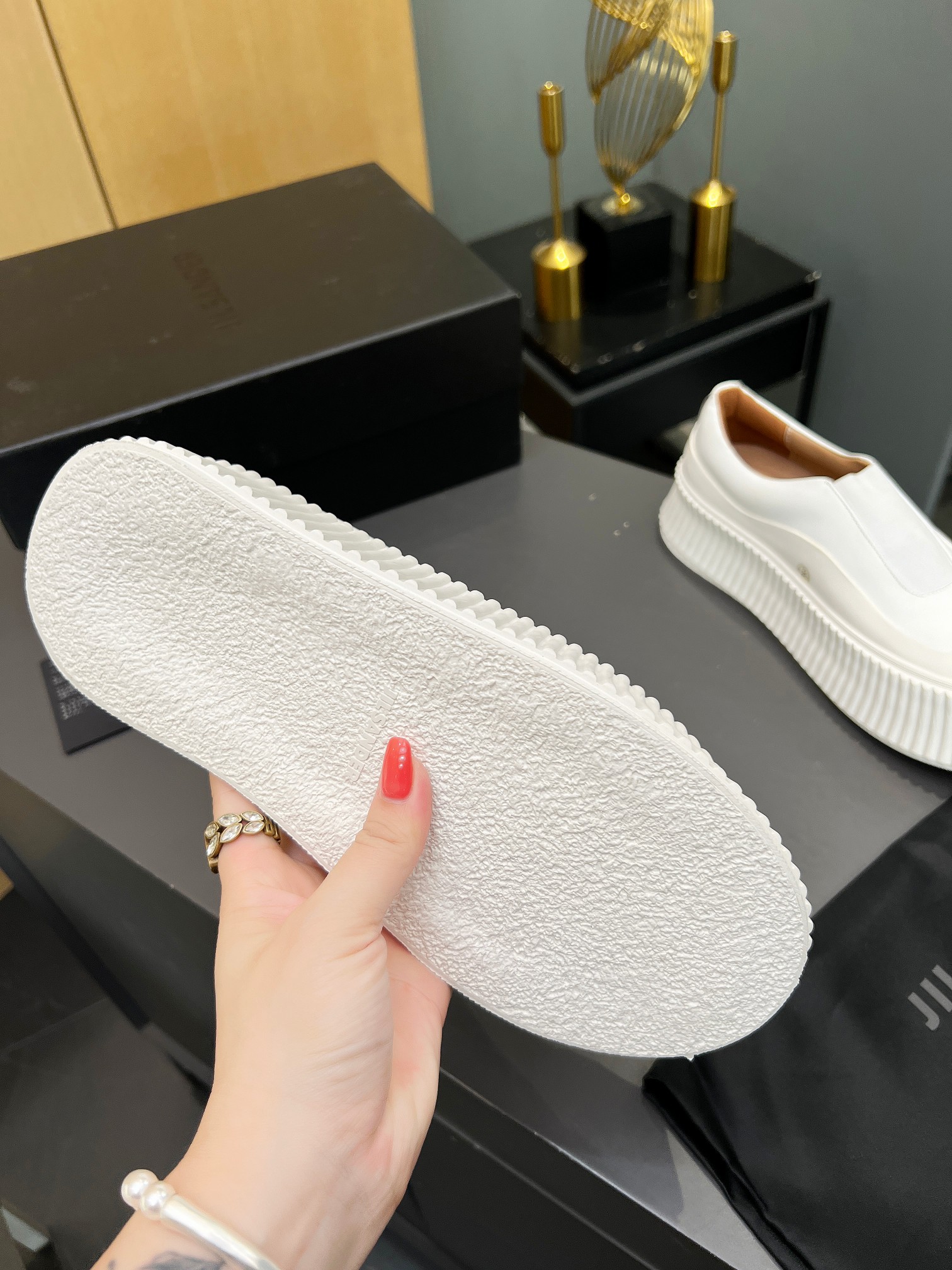 2024 Vintage Style Shoes with Imported Oxen Leather and Custom Wheel Bottom - 图片 7