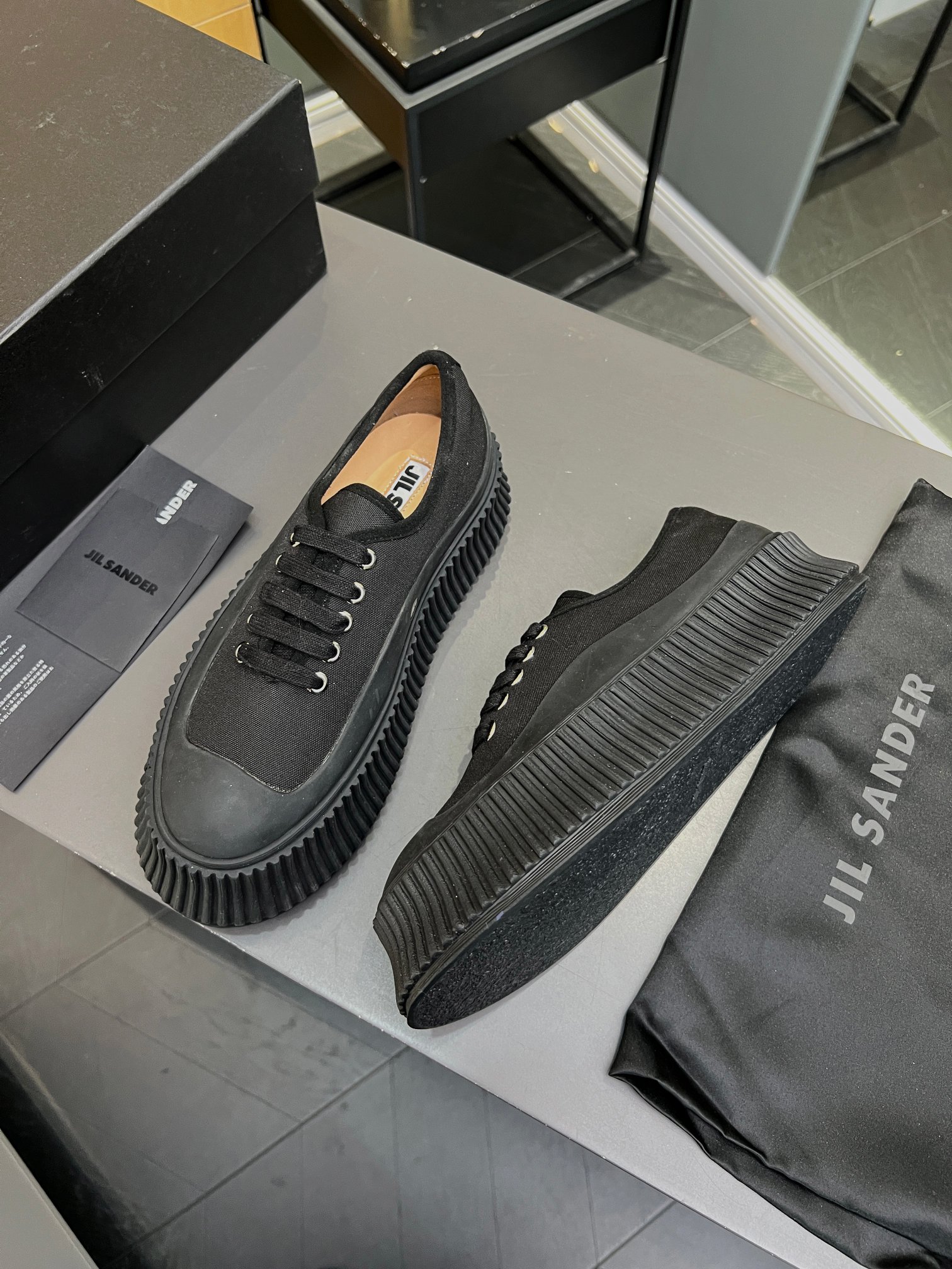 Vintage-inspired Women’s Shoes: Jill Sanders 2024 Collection Highlights Simple Elegance - 图片 3