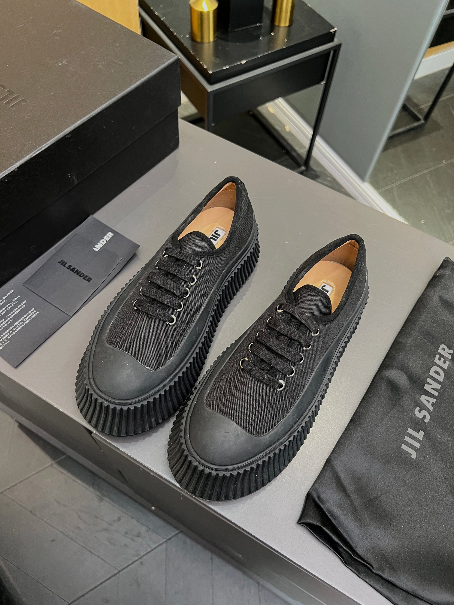 Vintage-inspired Women’s Shoes: Jill Sanders 2024 Collection Highlights Simple Elegance - 图片 4