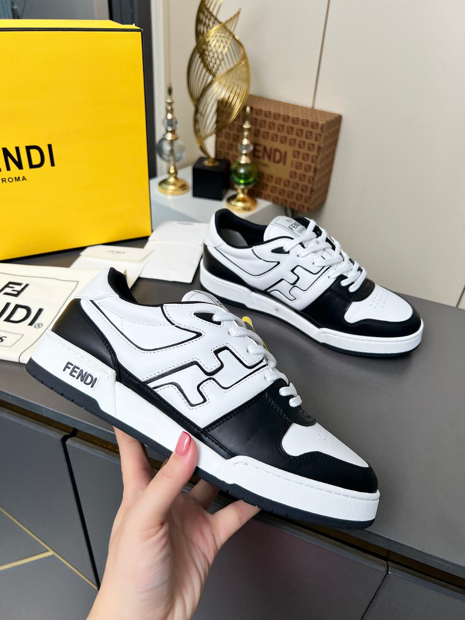 “Fendi Fendish 2025 Fall Winter Sneakers Review with Collage Design and Comfortable Fit” - 图片 1