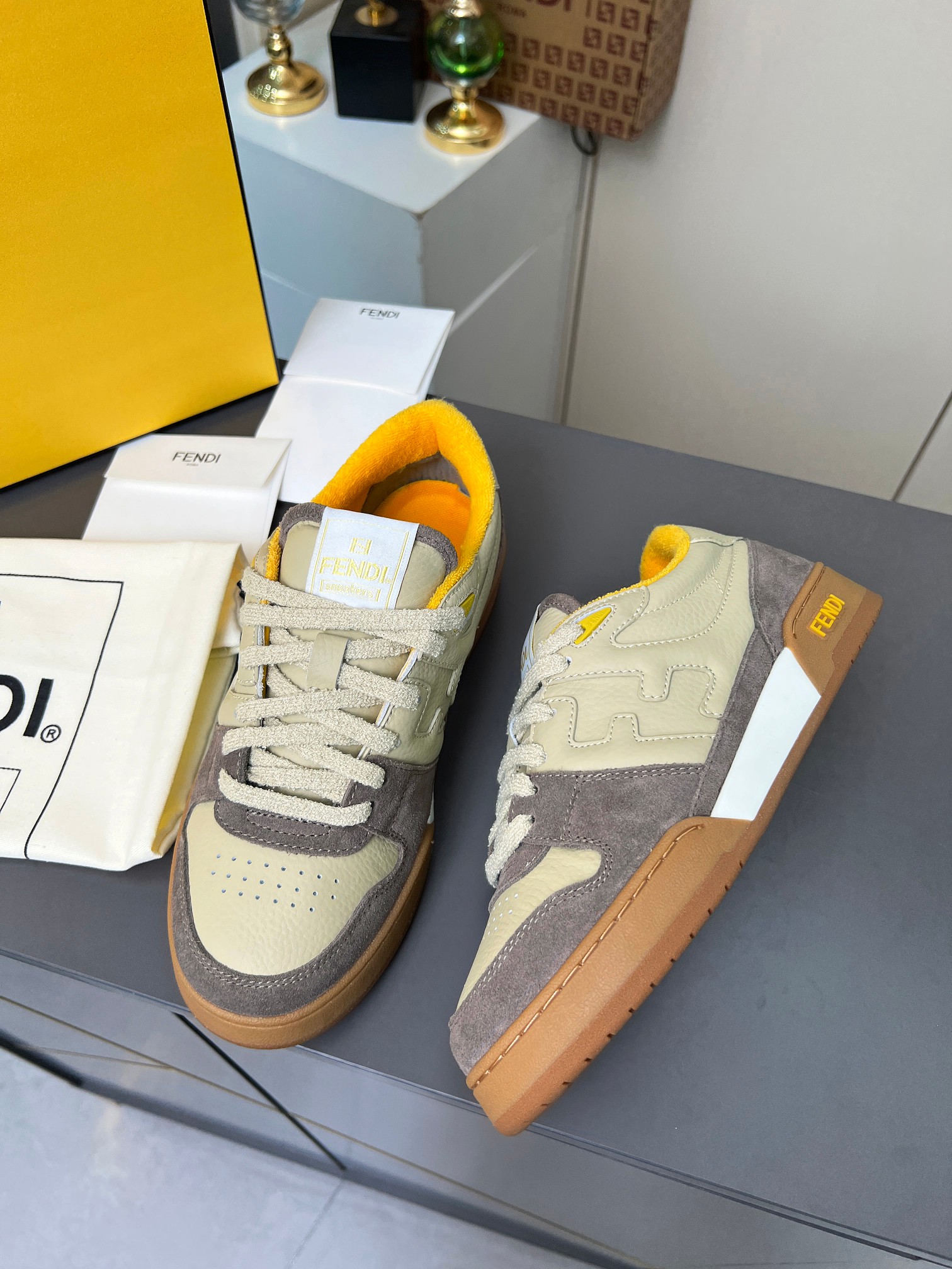 “Fendi Fendish 2025 Fall Winter Sneakers Collection with Retro Designs and Comfortable Features” - 图片 4