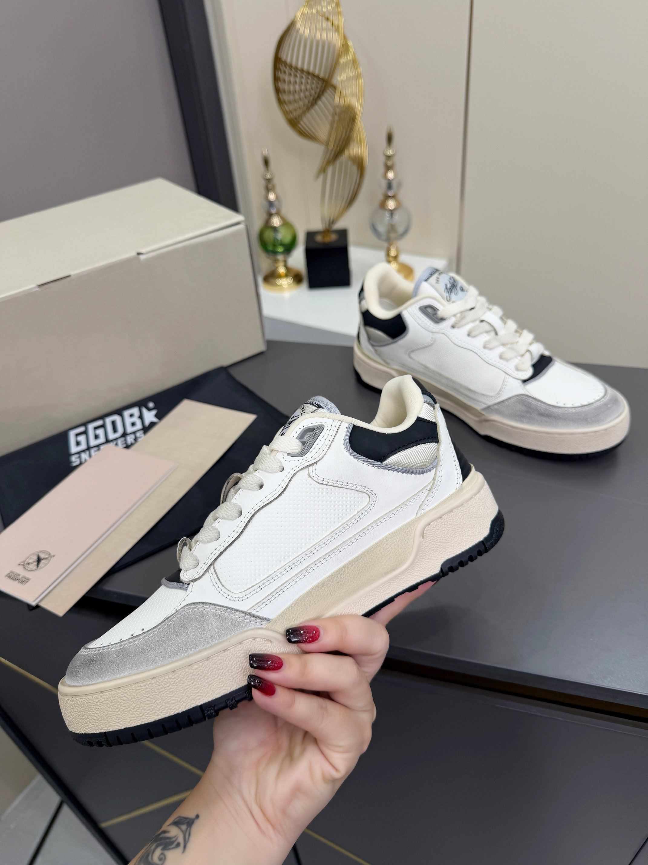 Designer Sneakers