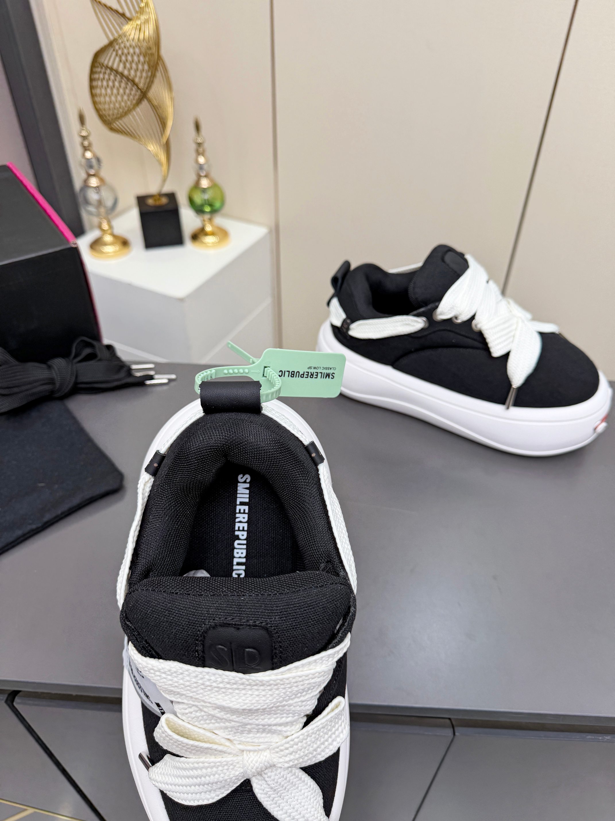 Designer Women Shoes