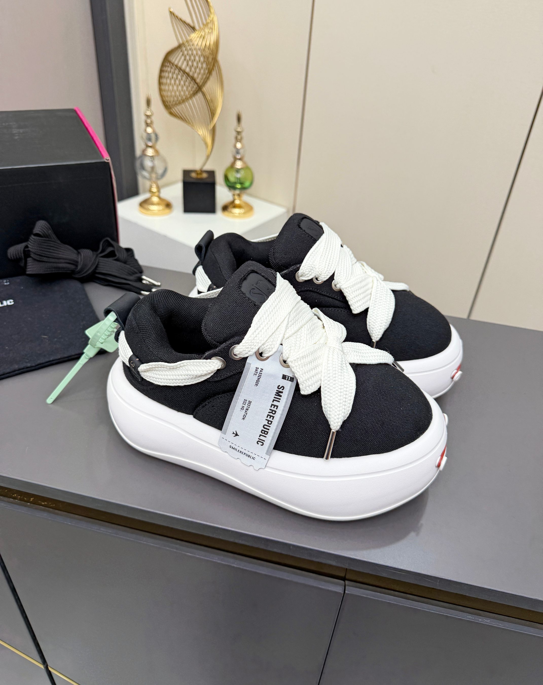 Designer Women Shoes