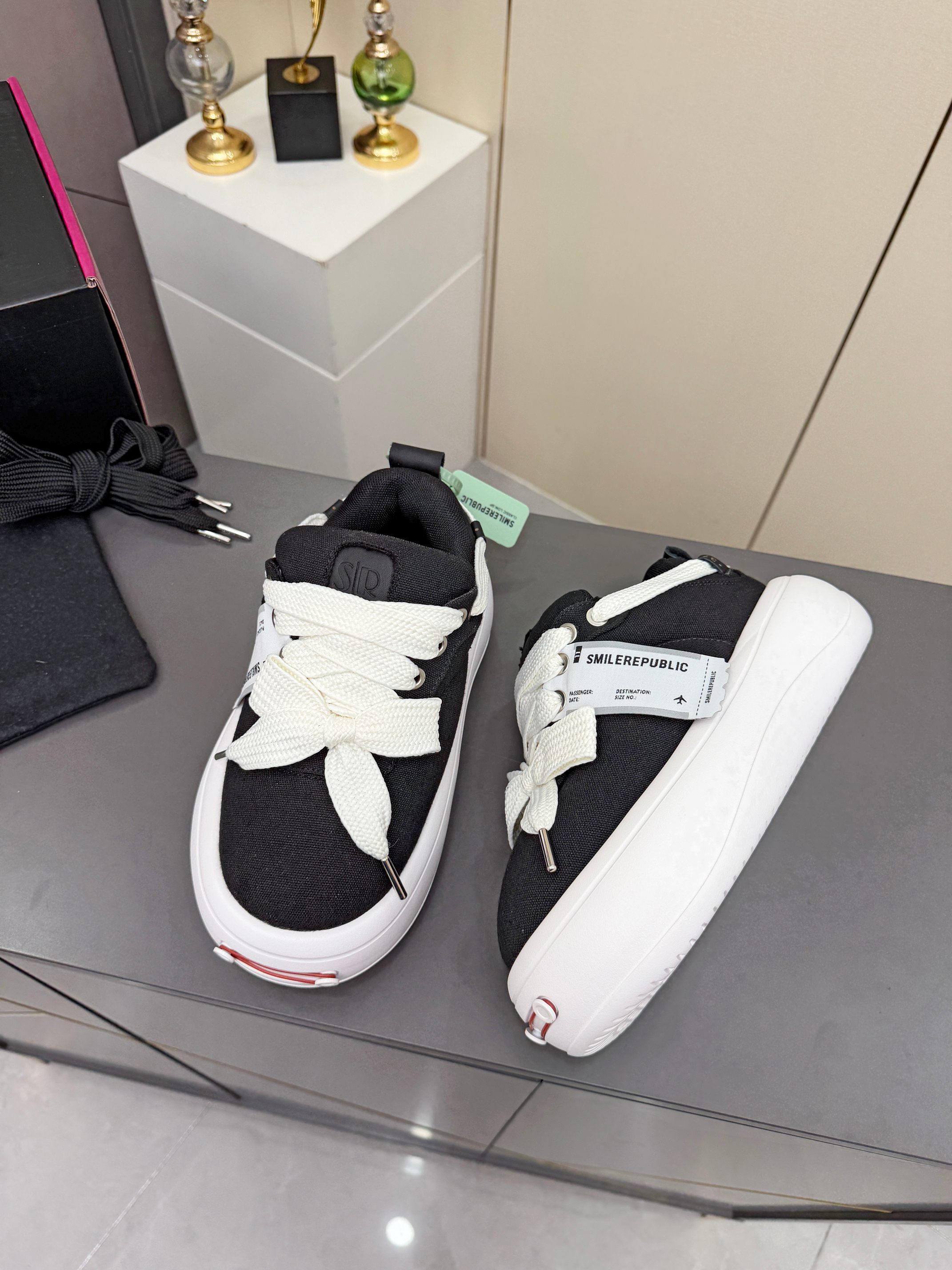 Designer Women Shoes