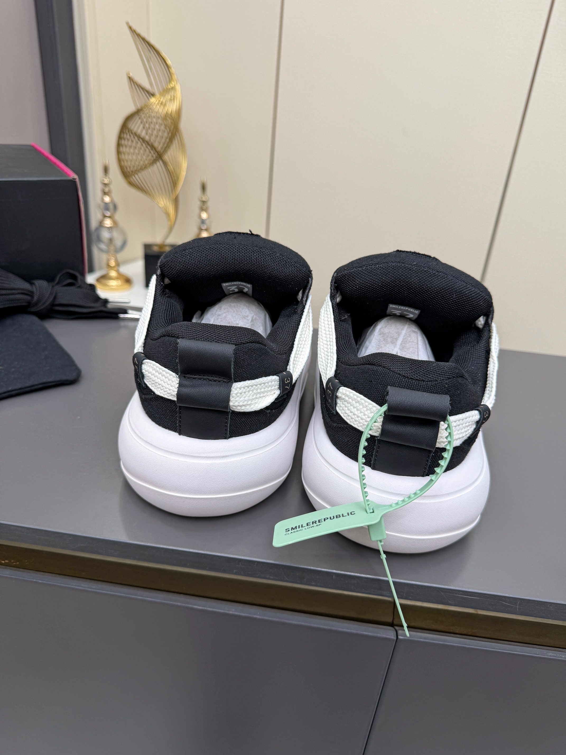 Designer Women Shoes