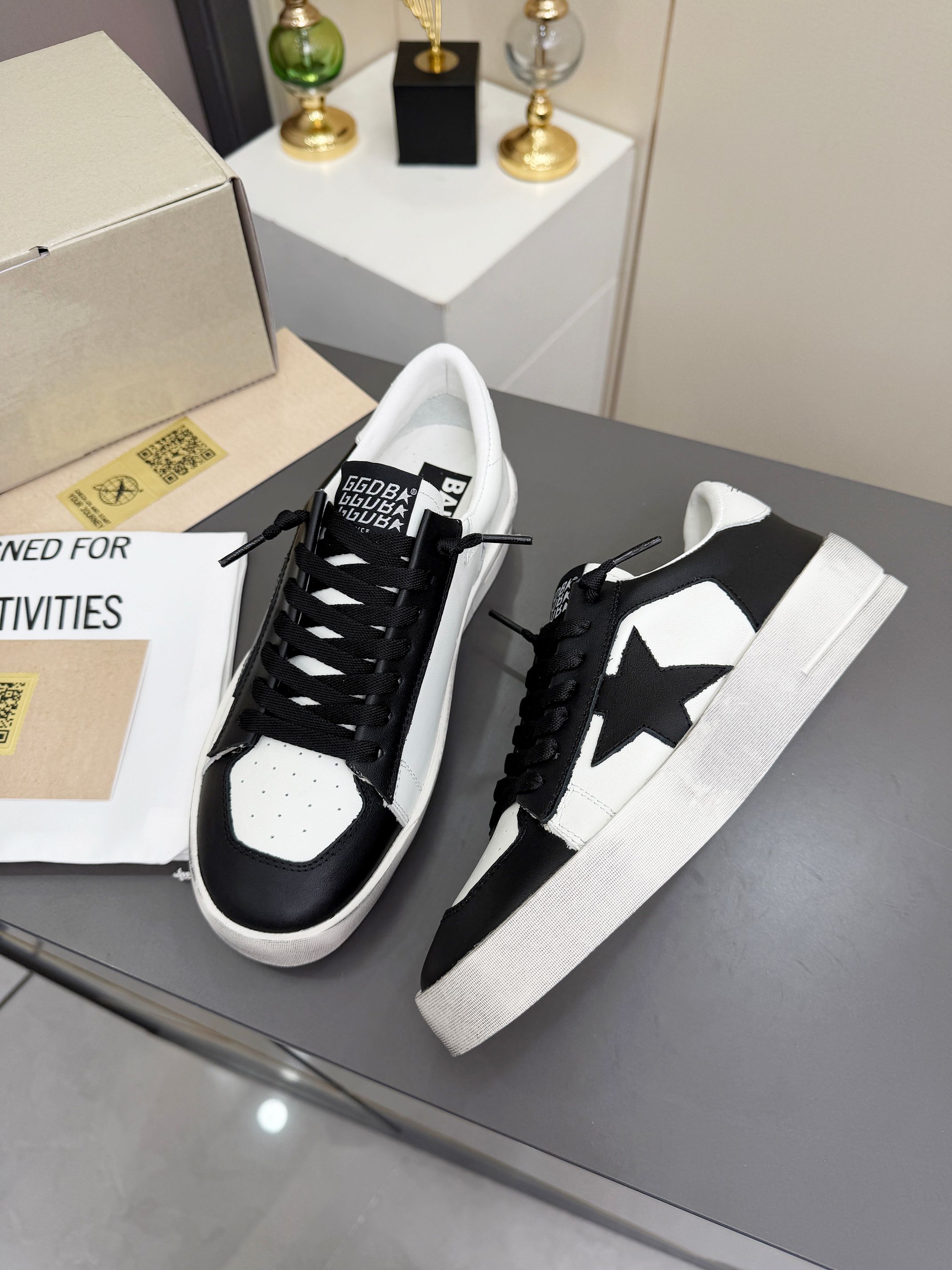Designer Sneakers