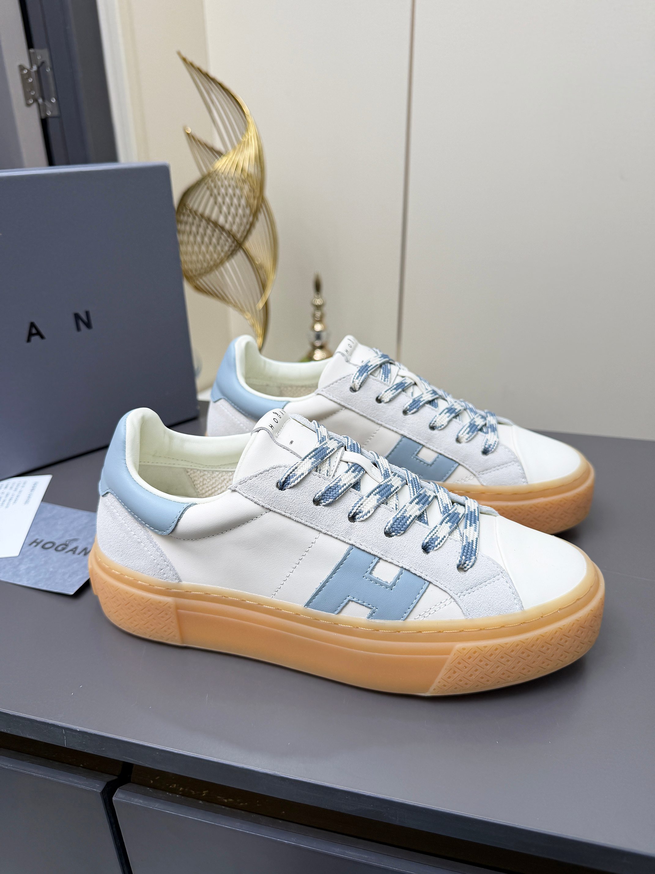 Designer Sneakers