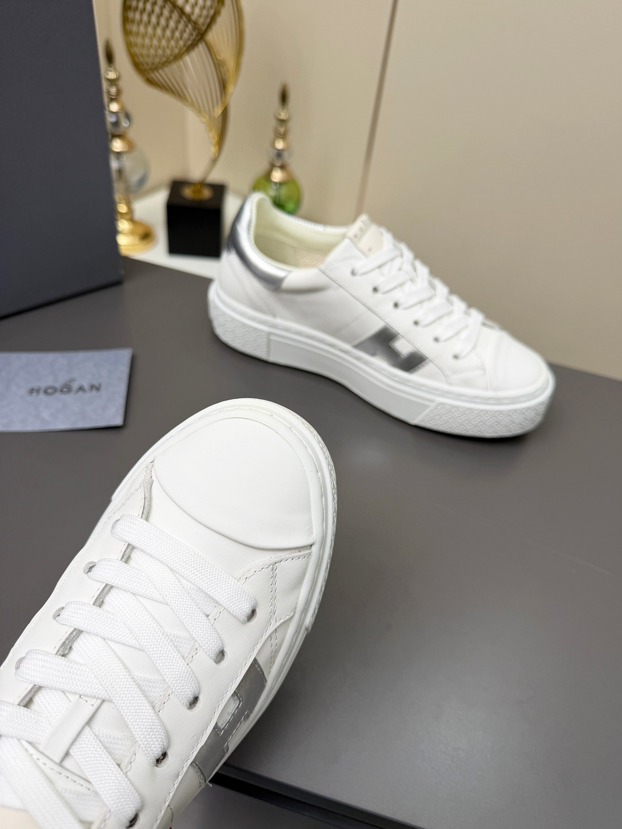 Designer Sneakers