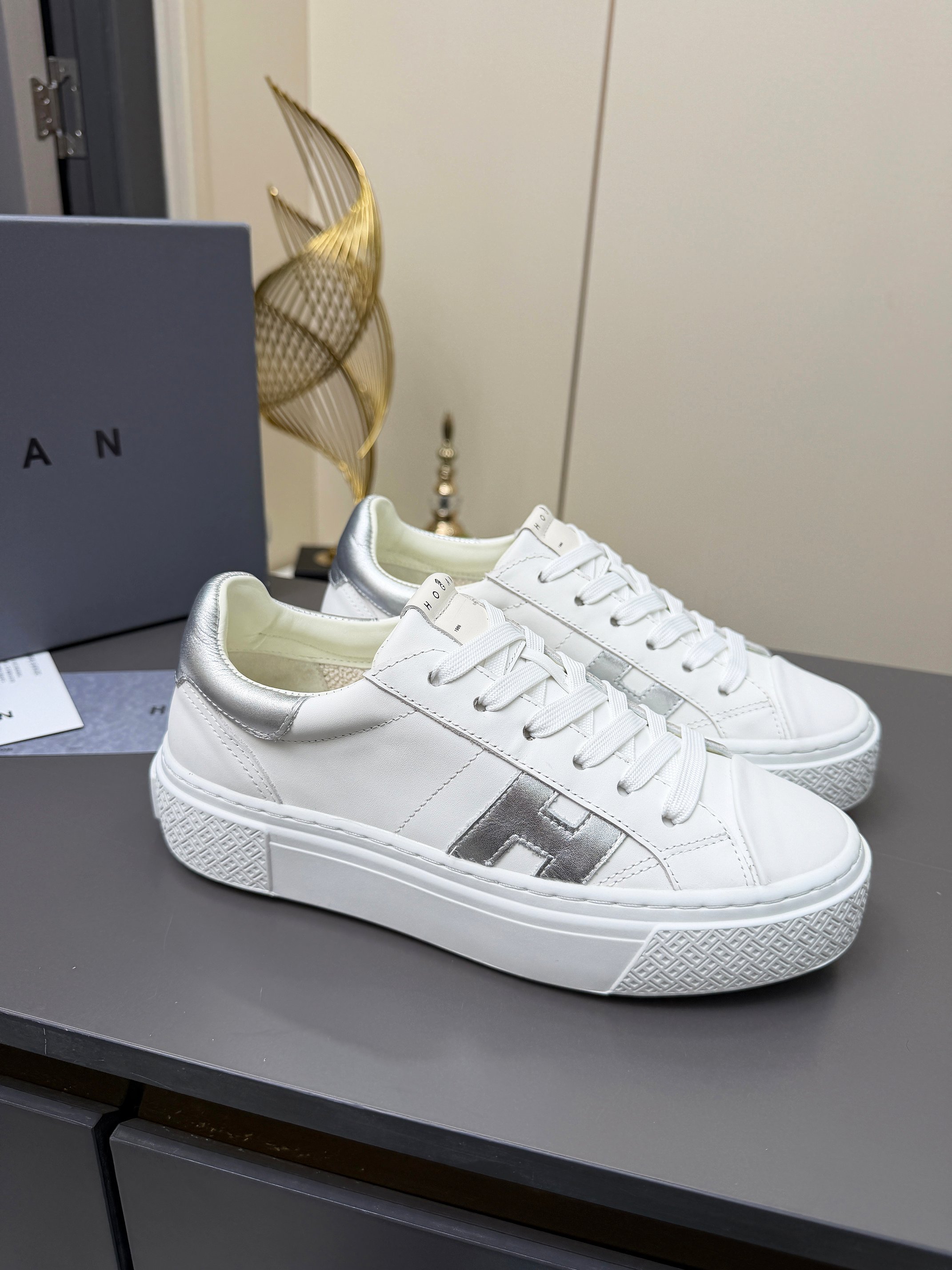 Designer Sneakers