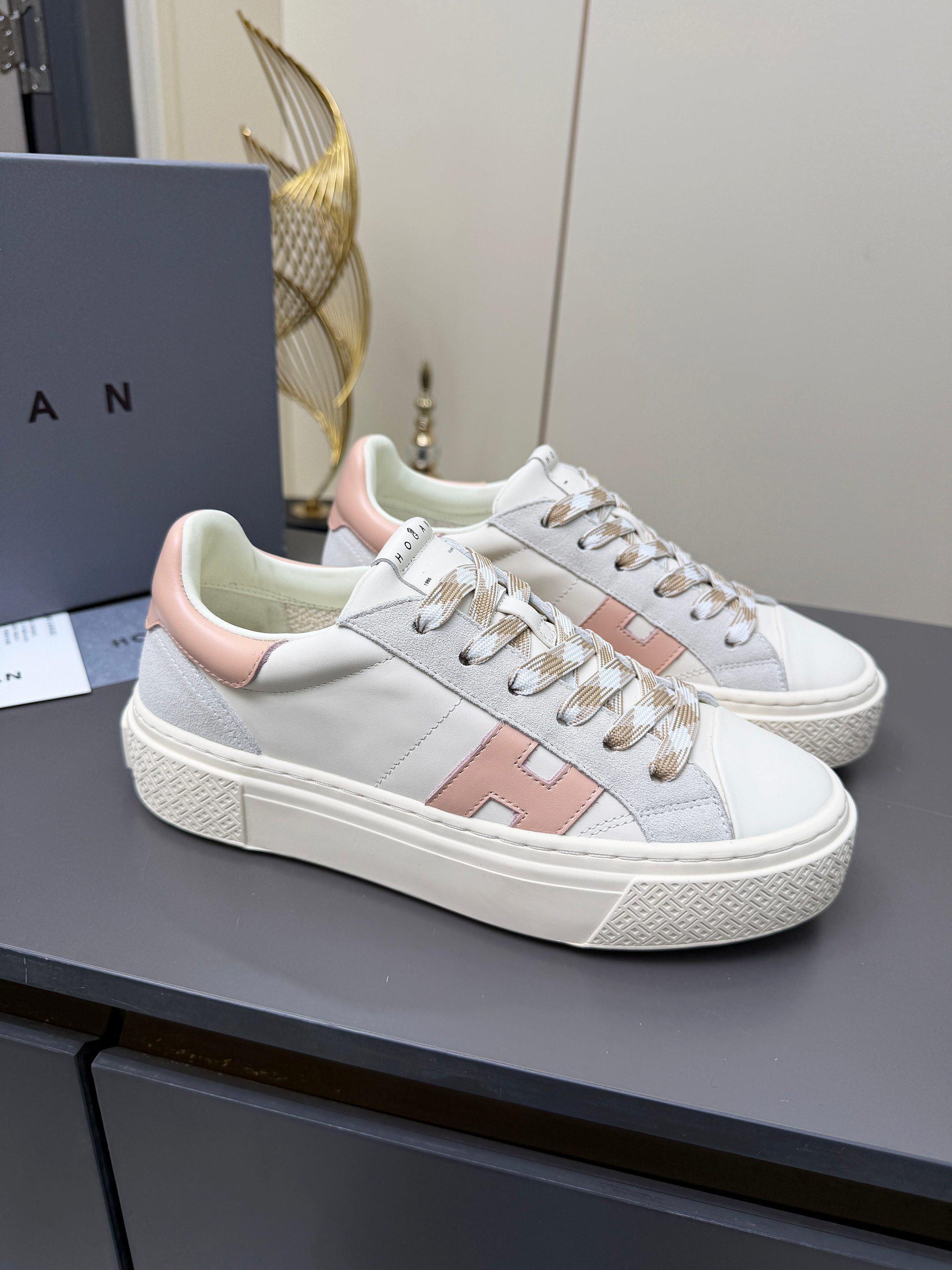 Designer Sneakers