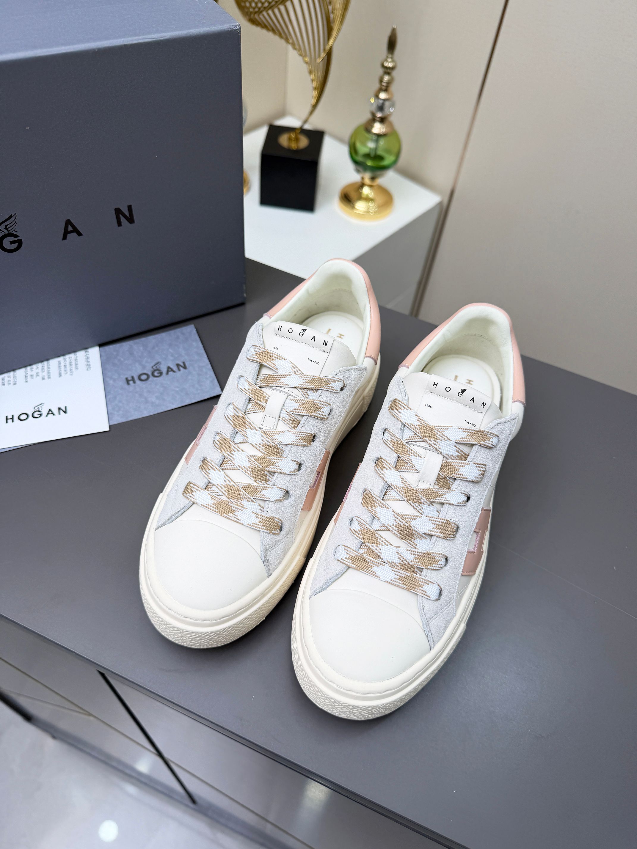 Designer Sneakers