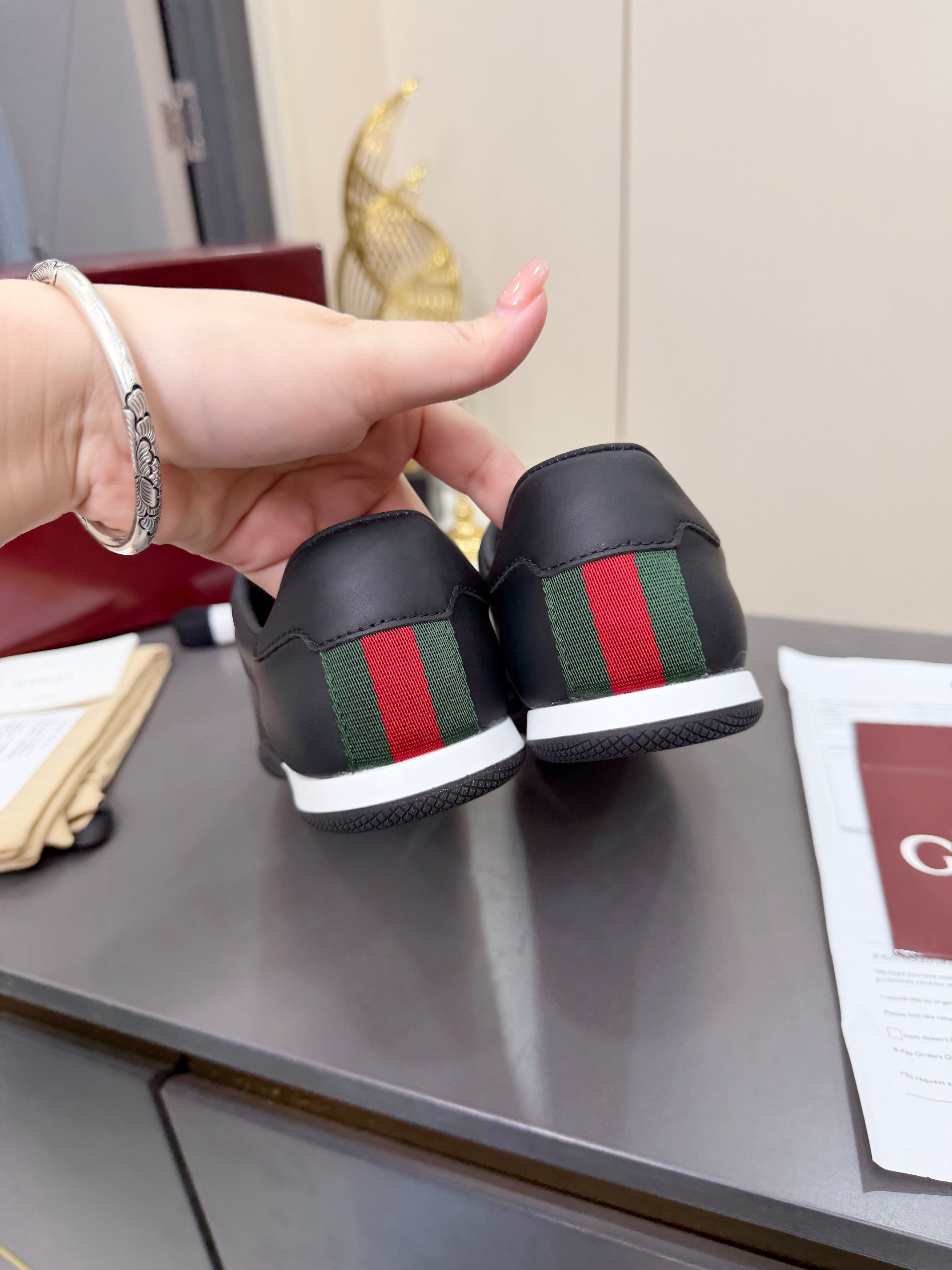Gucci Sneakers