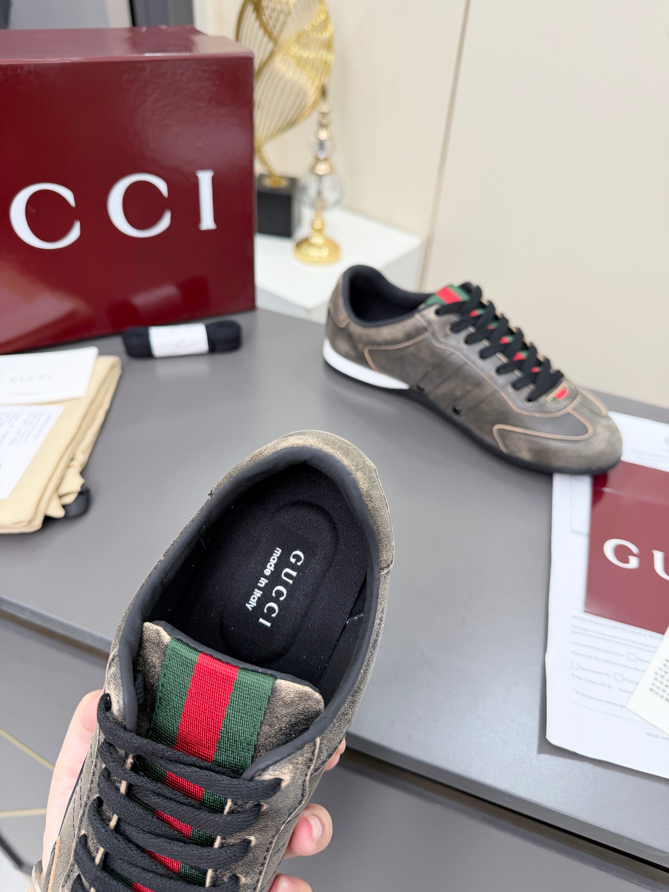 Gucci Sneakers