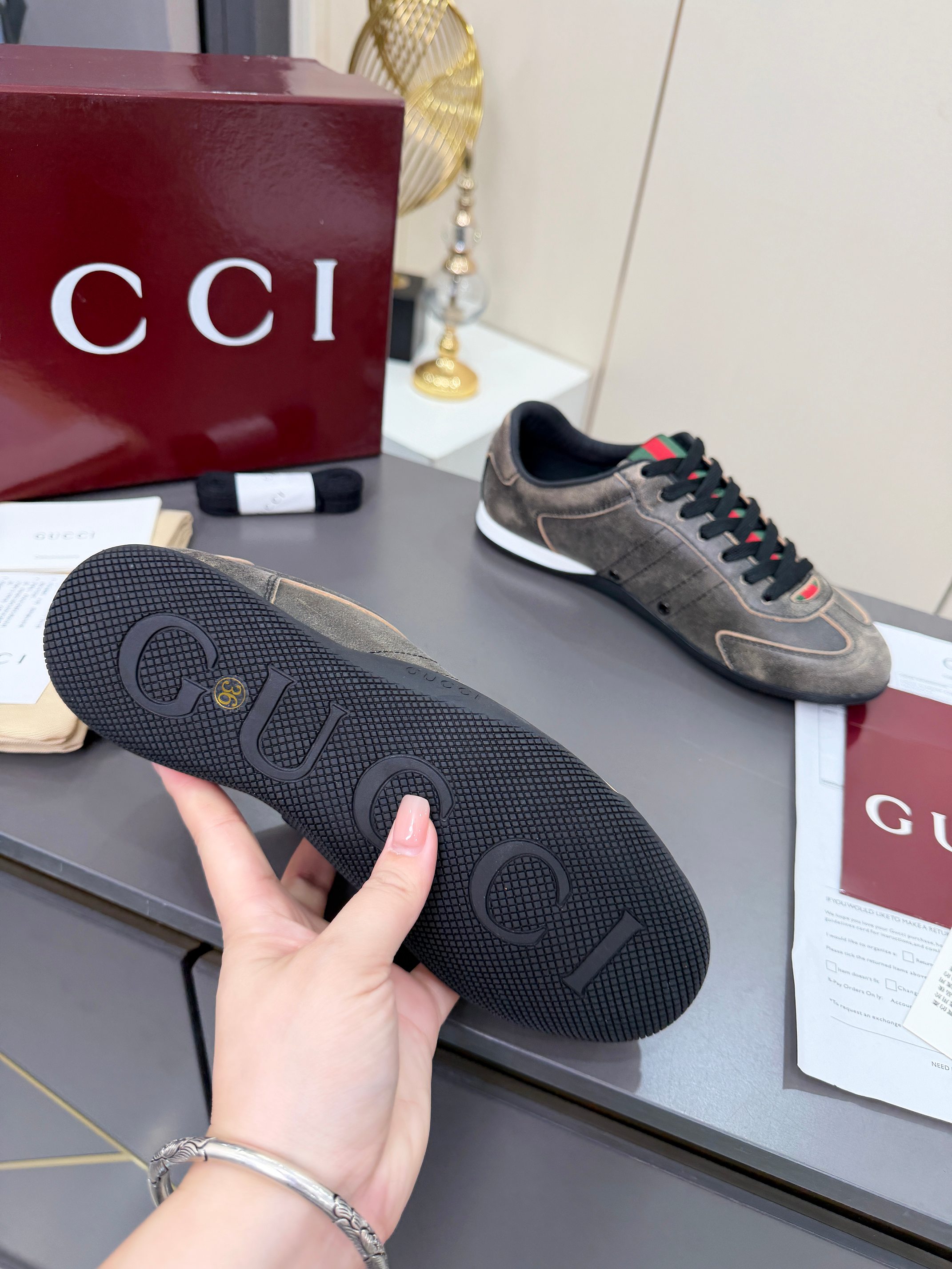 Gucci Sneakers