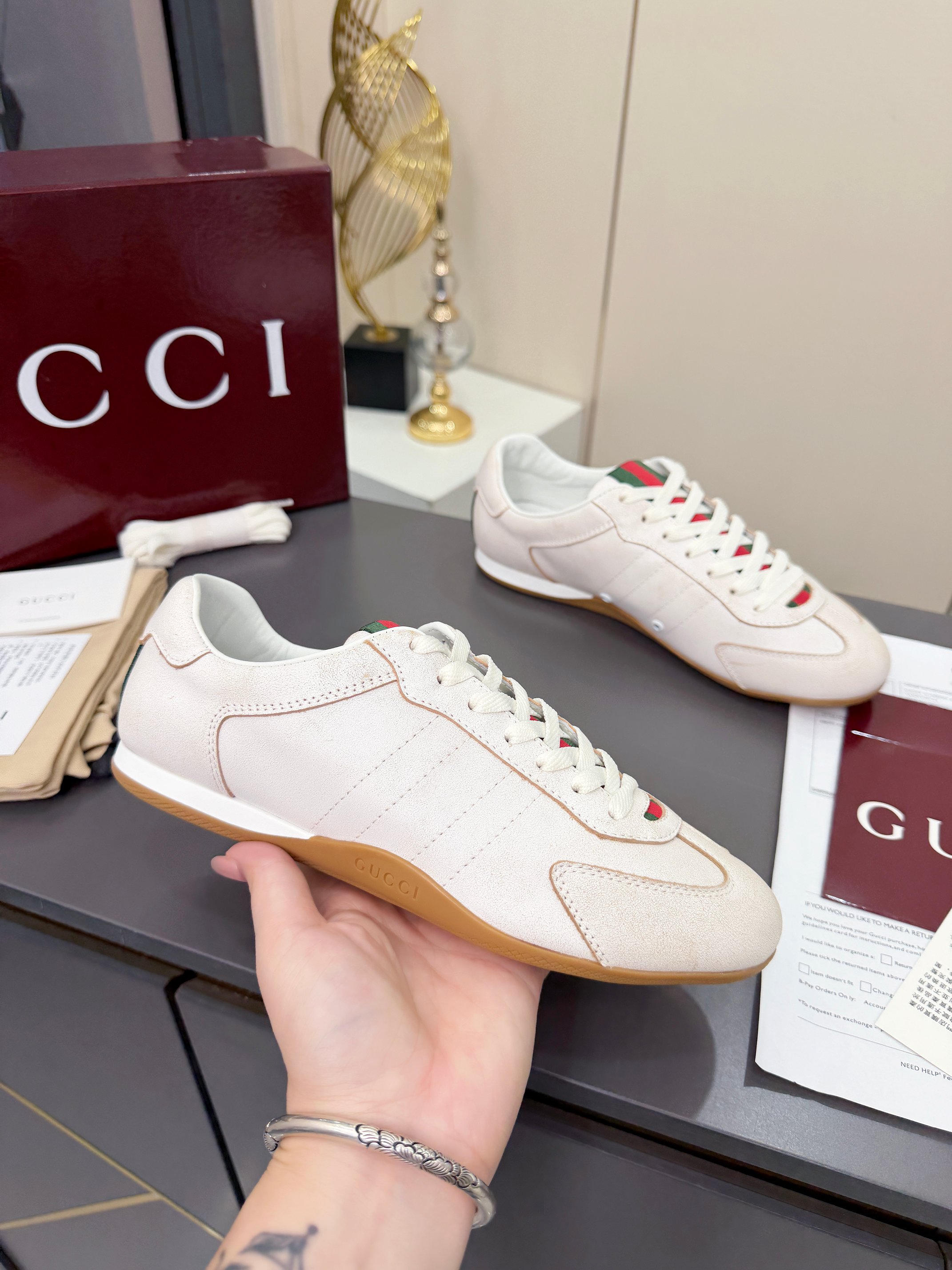 Gucci Sneakers
