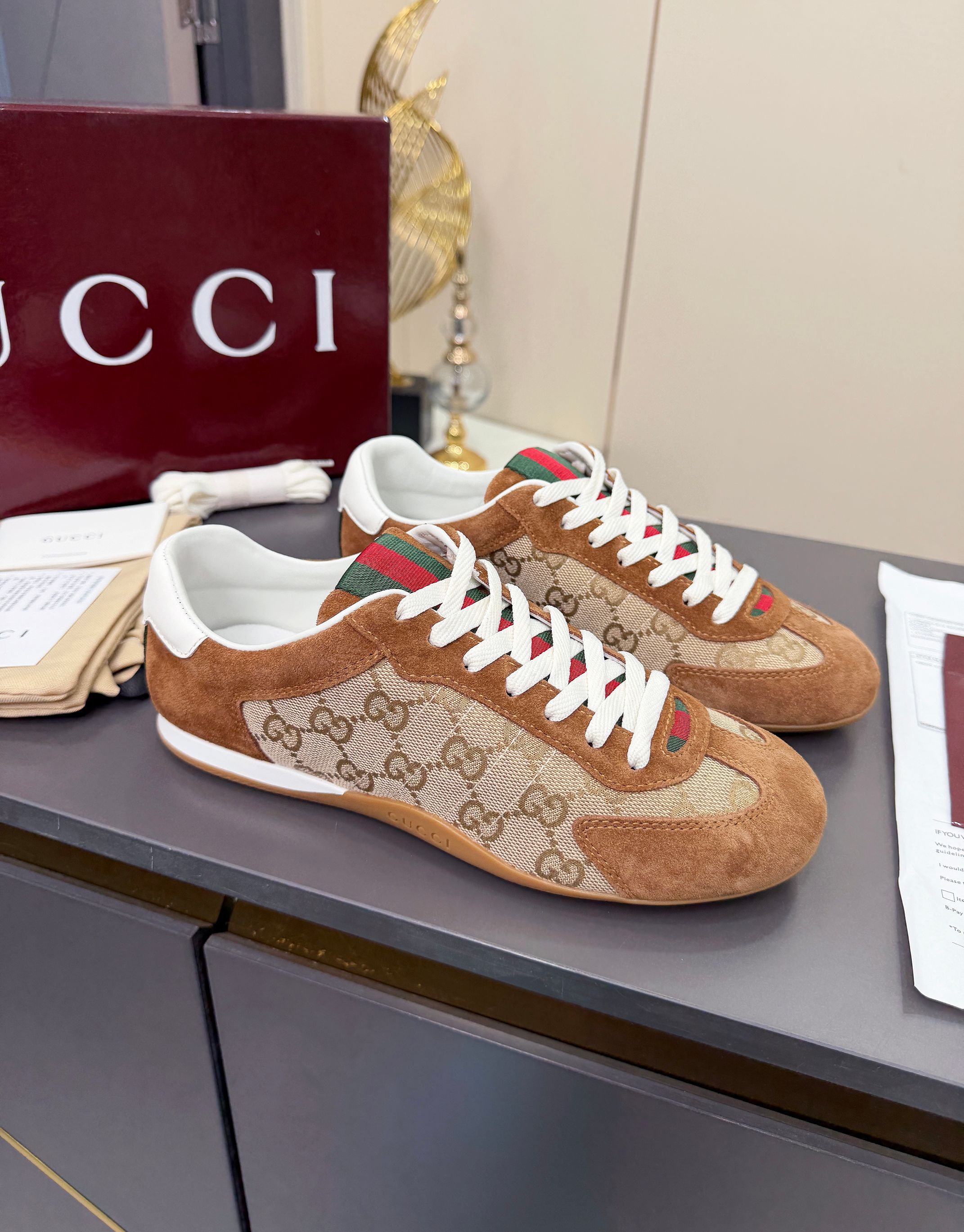 Gucci Sneakers