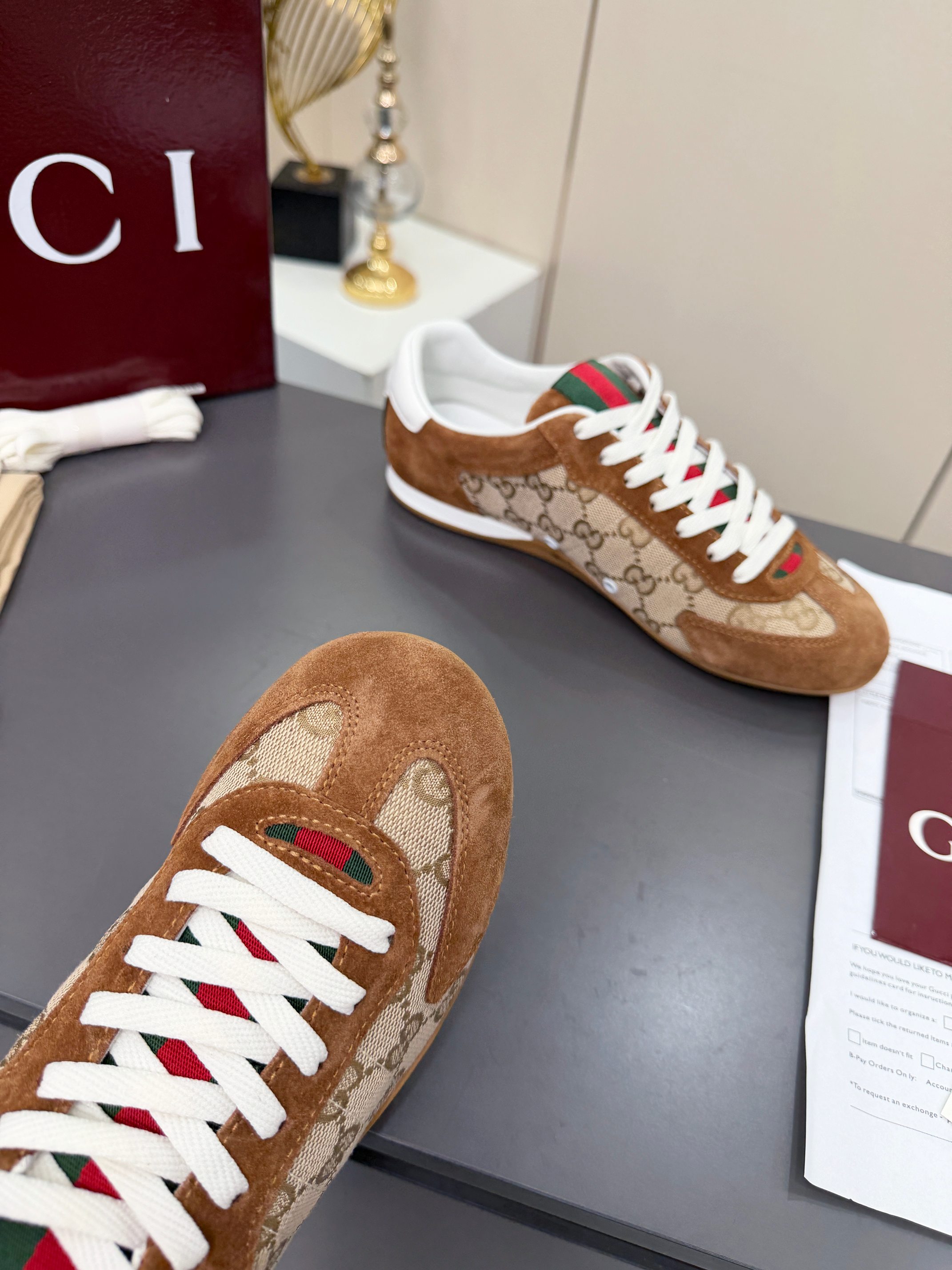 Gucci Sneakers