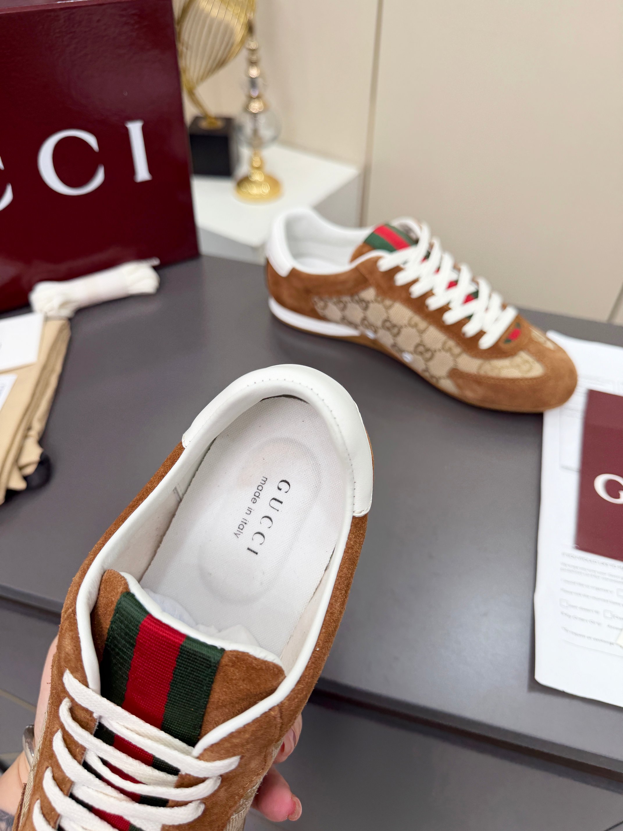 Gucci Sneakers