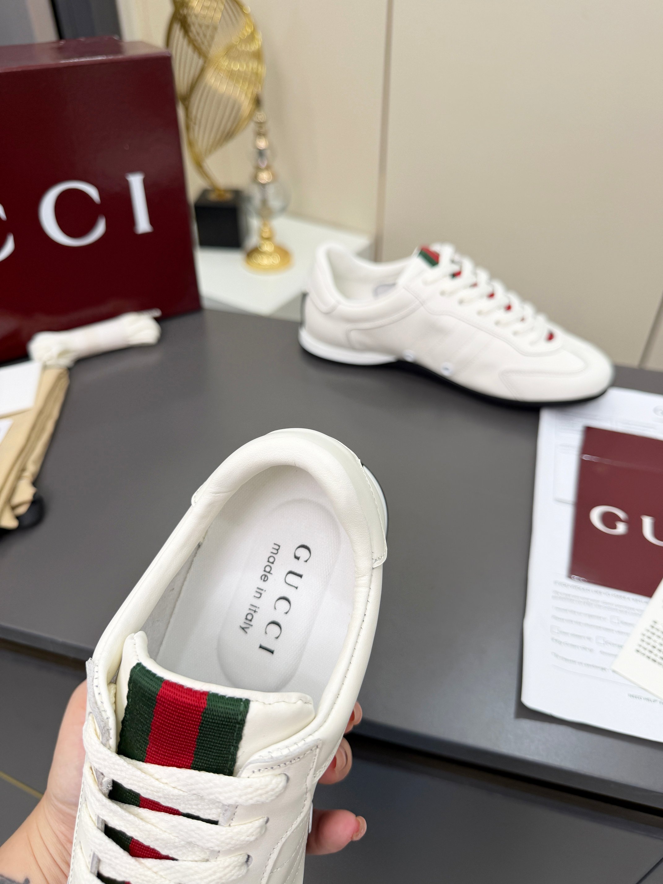 Gucci Sneakers