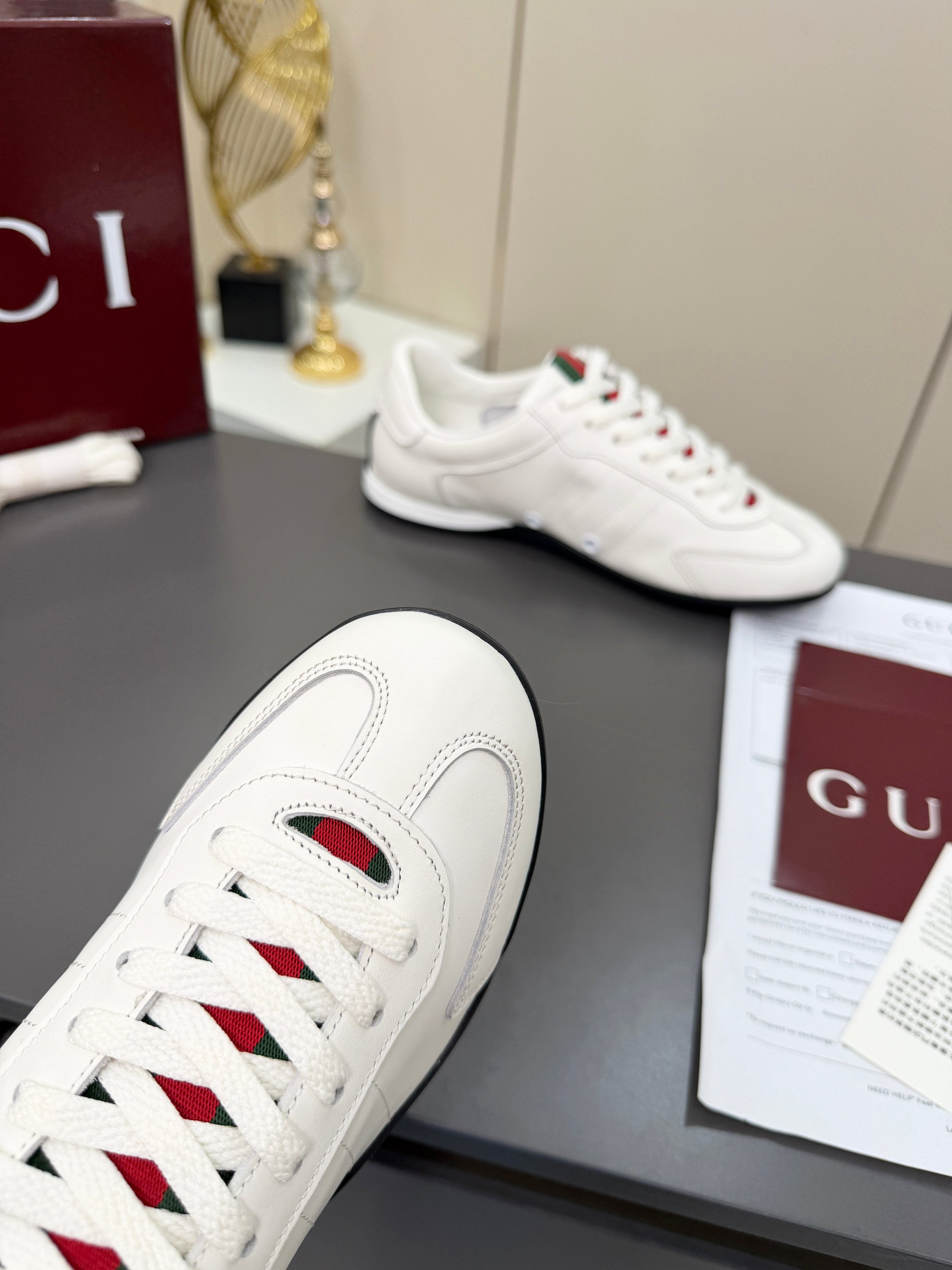 Gucci Sneakers