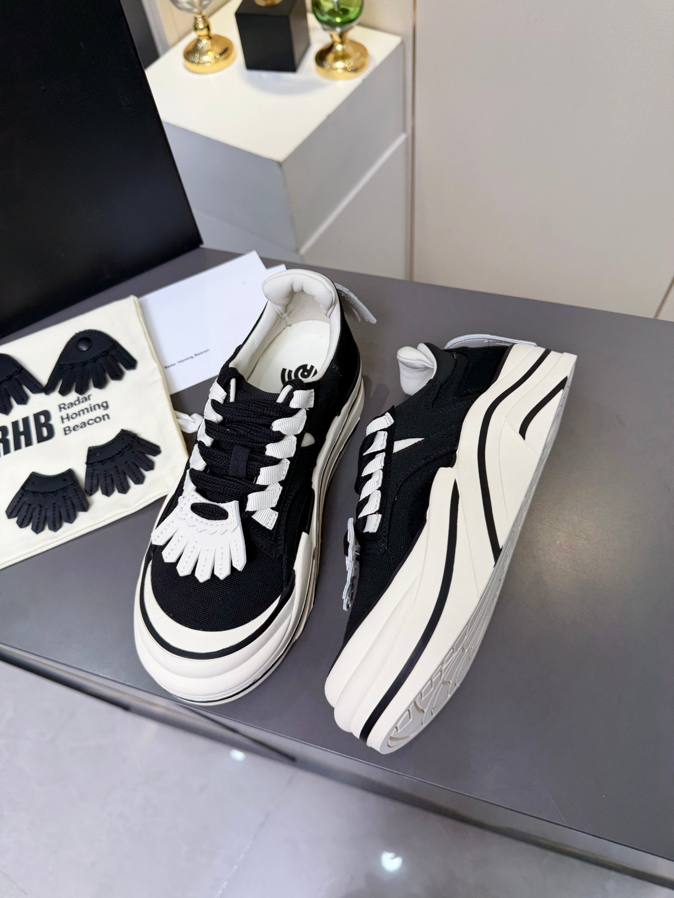 Designer Sneakers