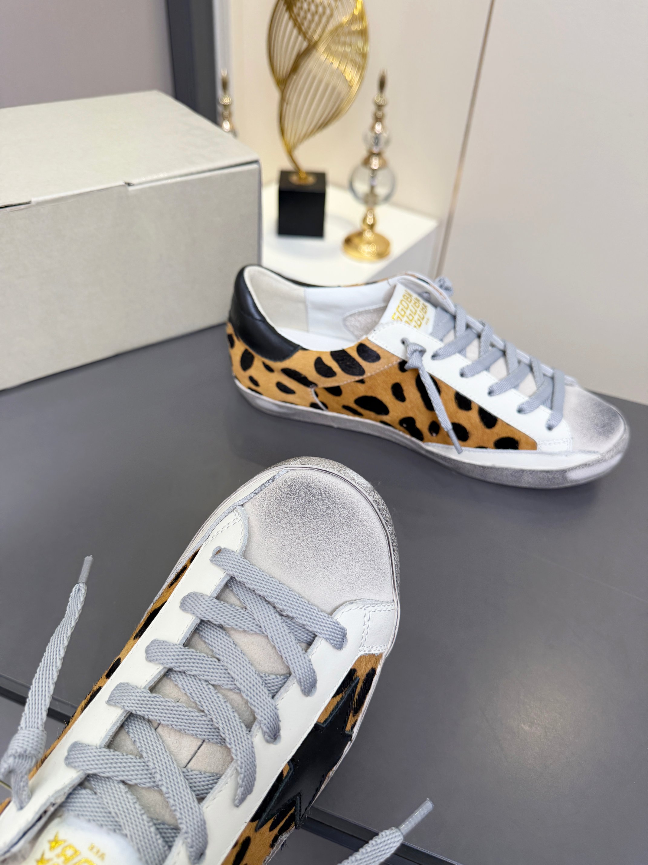 Designer Sneakers