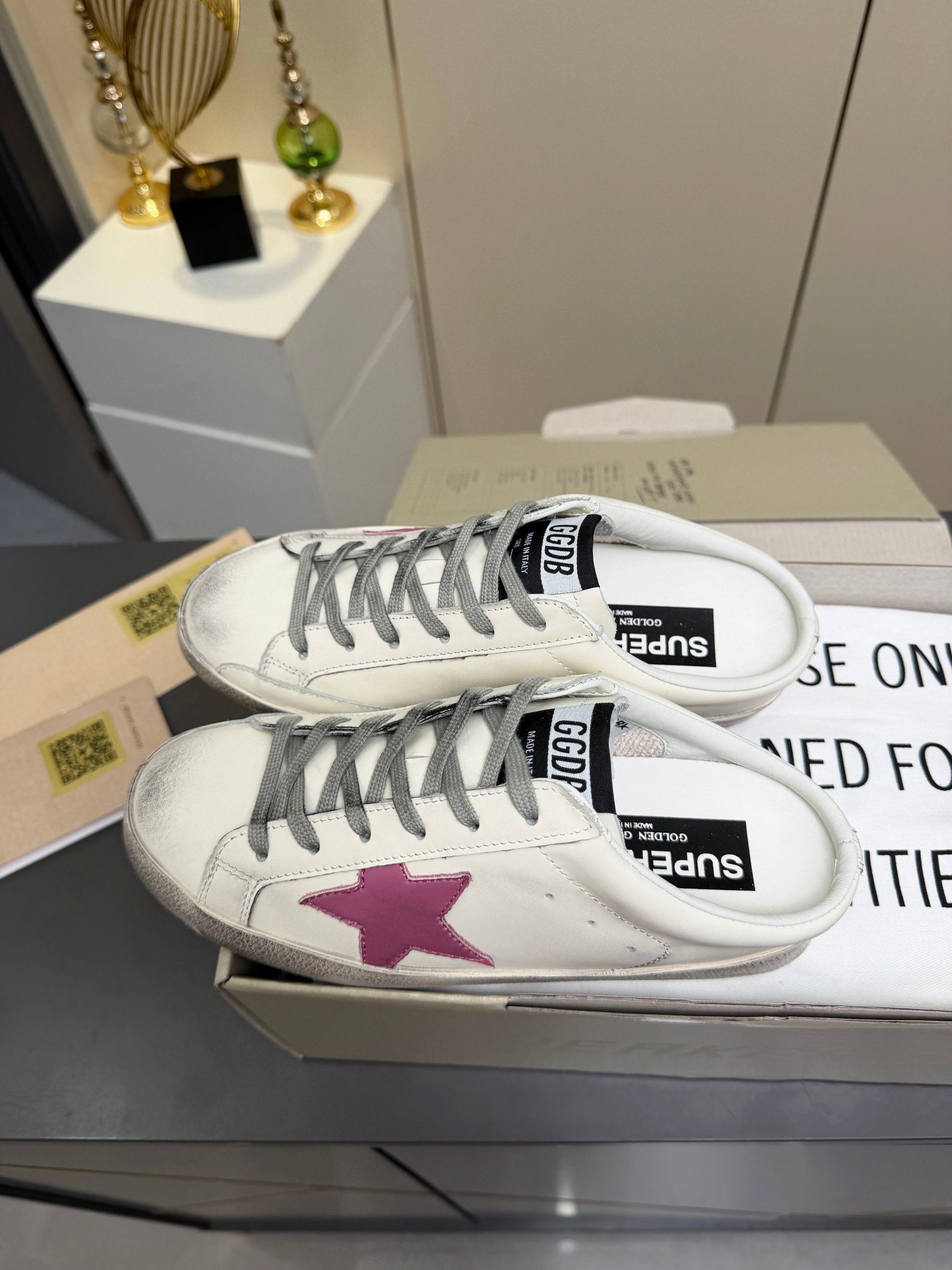 Designer Slides