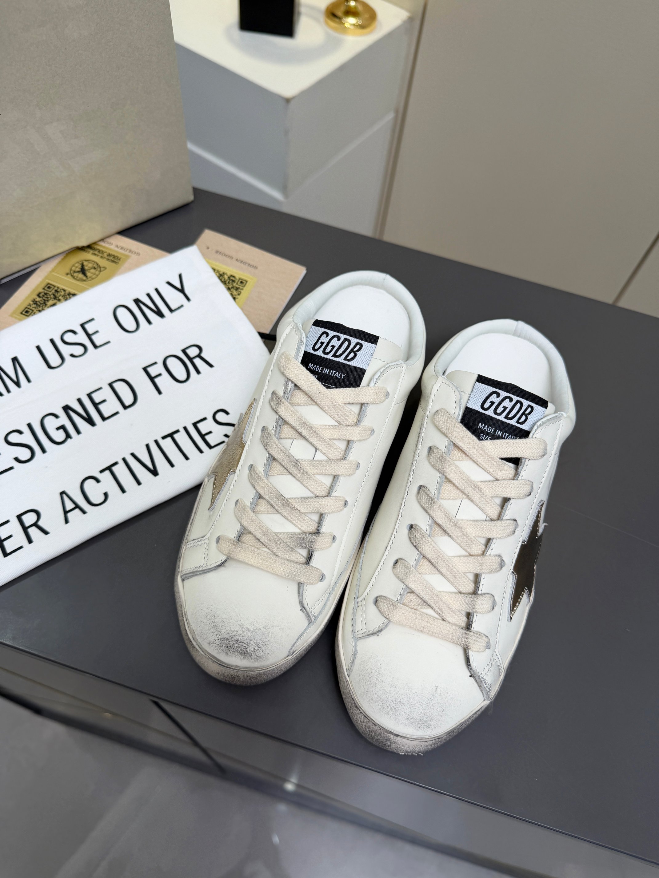 Designer Slides
