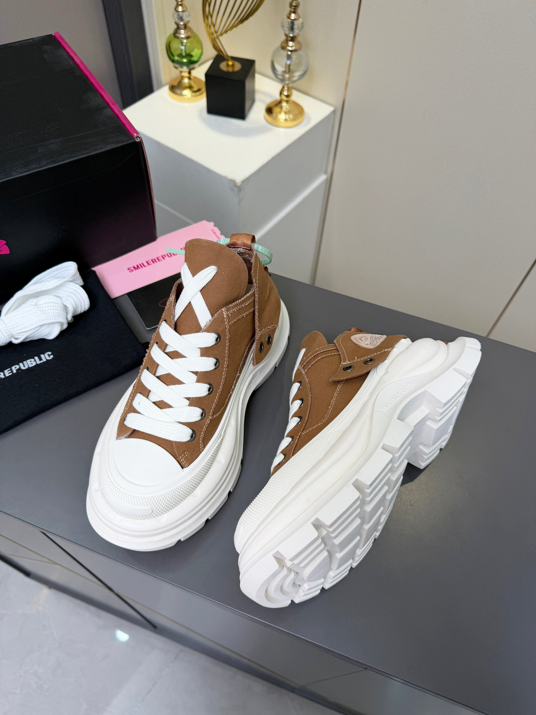 Designer Women Shoes