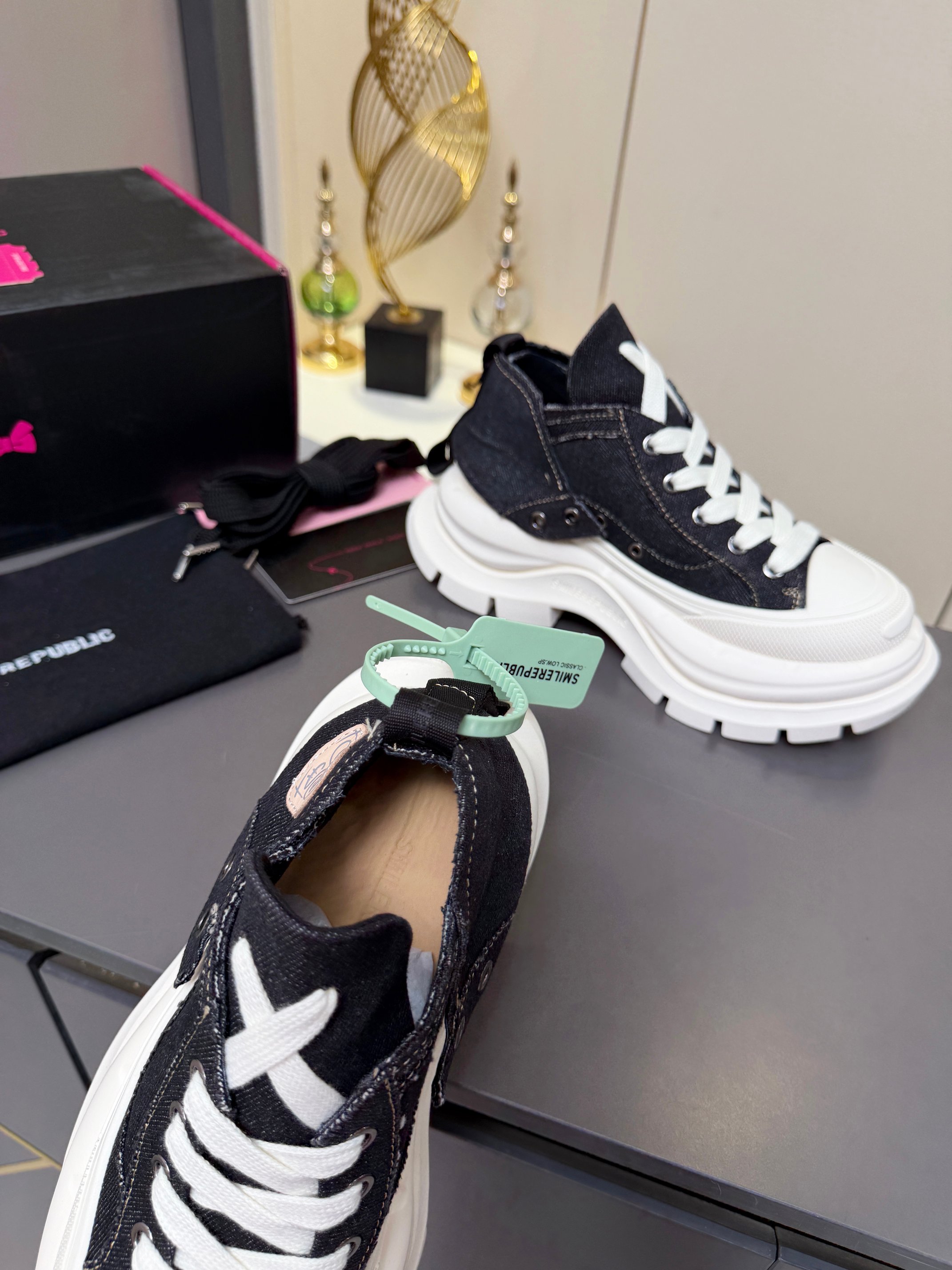 Designer Women Shoes
