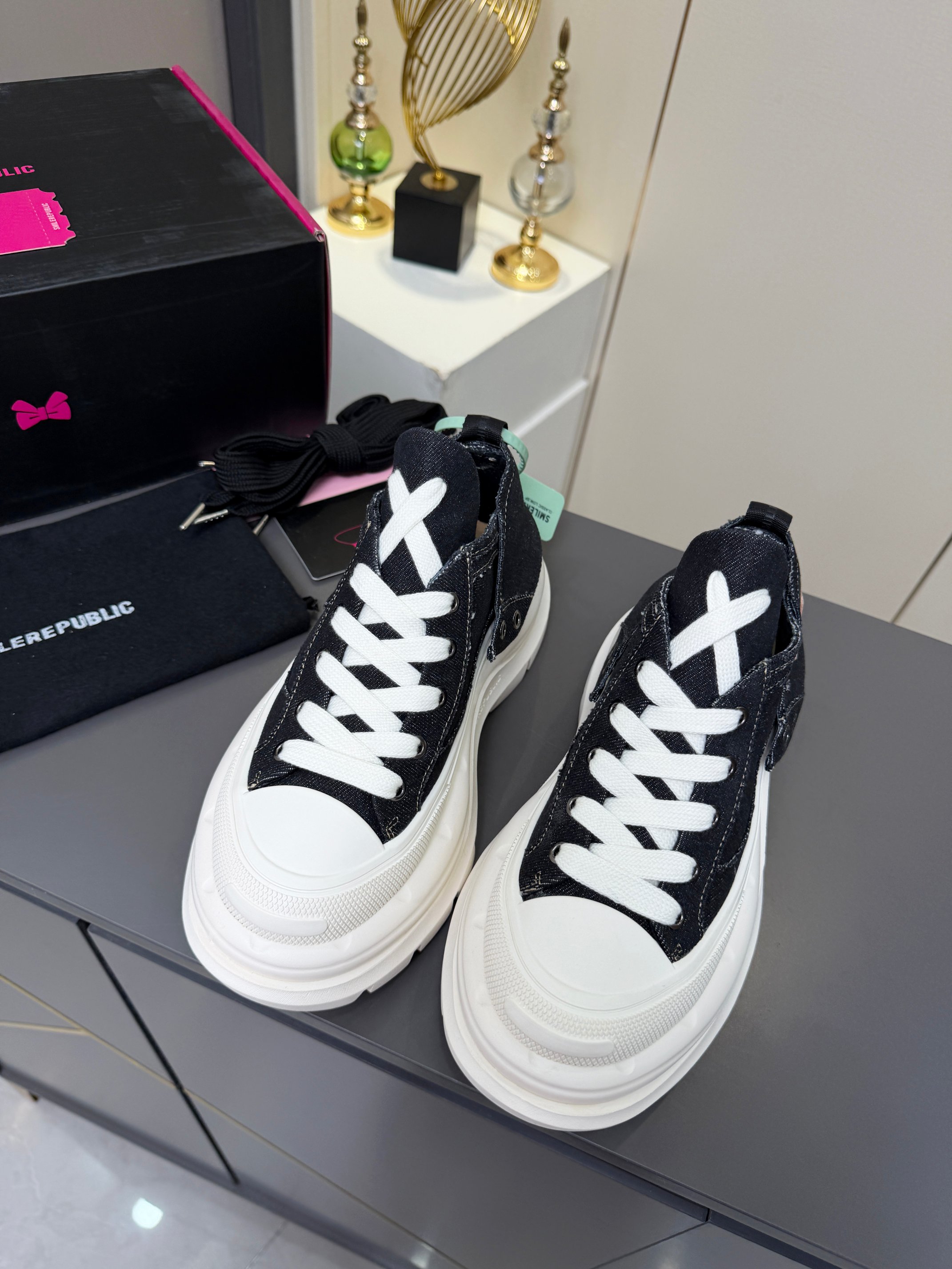 Designer Women Shoes